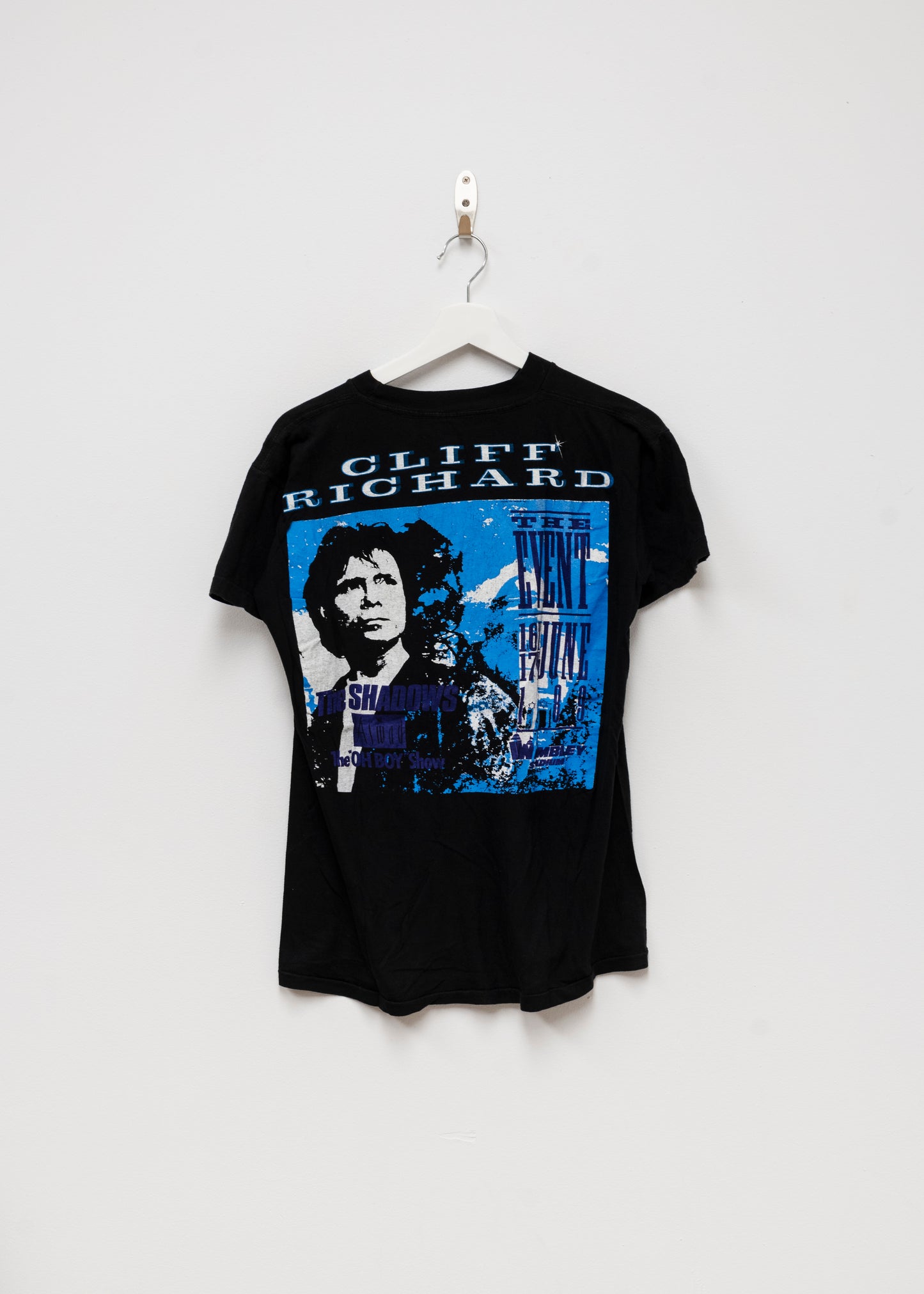 1989 Cliff Richard T-Shirt