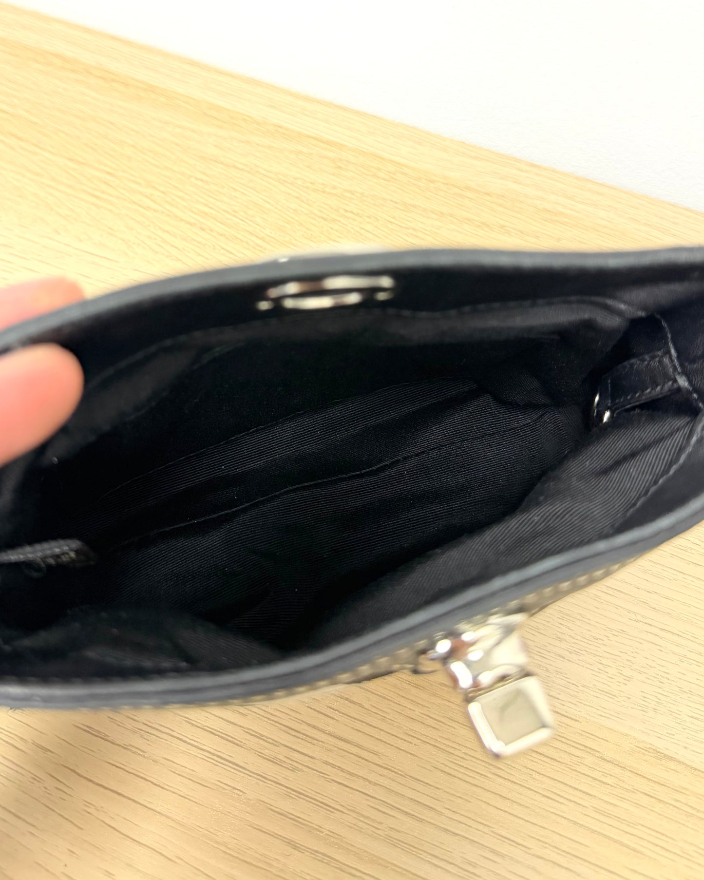 Coach Jacquard Signature C Turn Lock Medium Black and Cream Wristlet
