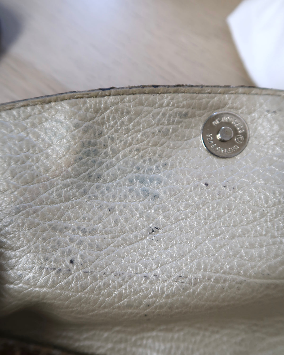 GUESS shoulder bag