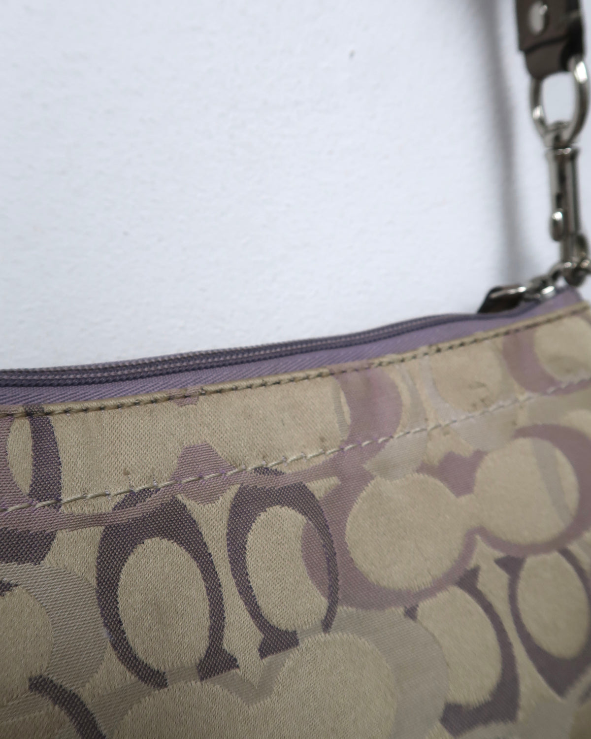 Coach Penelope Signature Jacquard Turnlock Pocket Swingpack