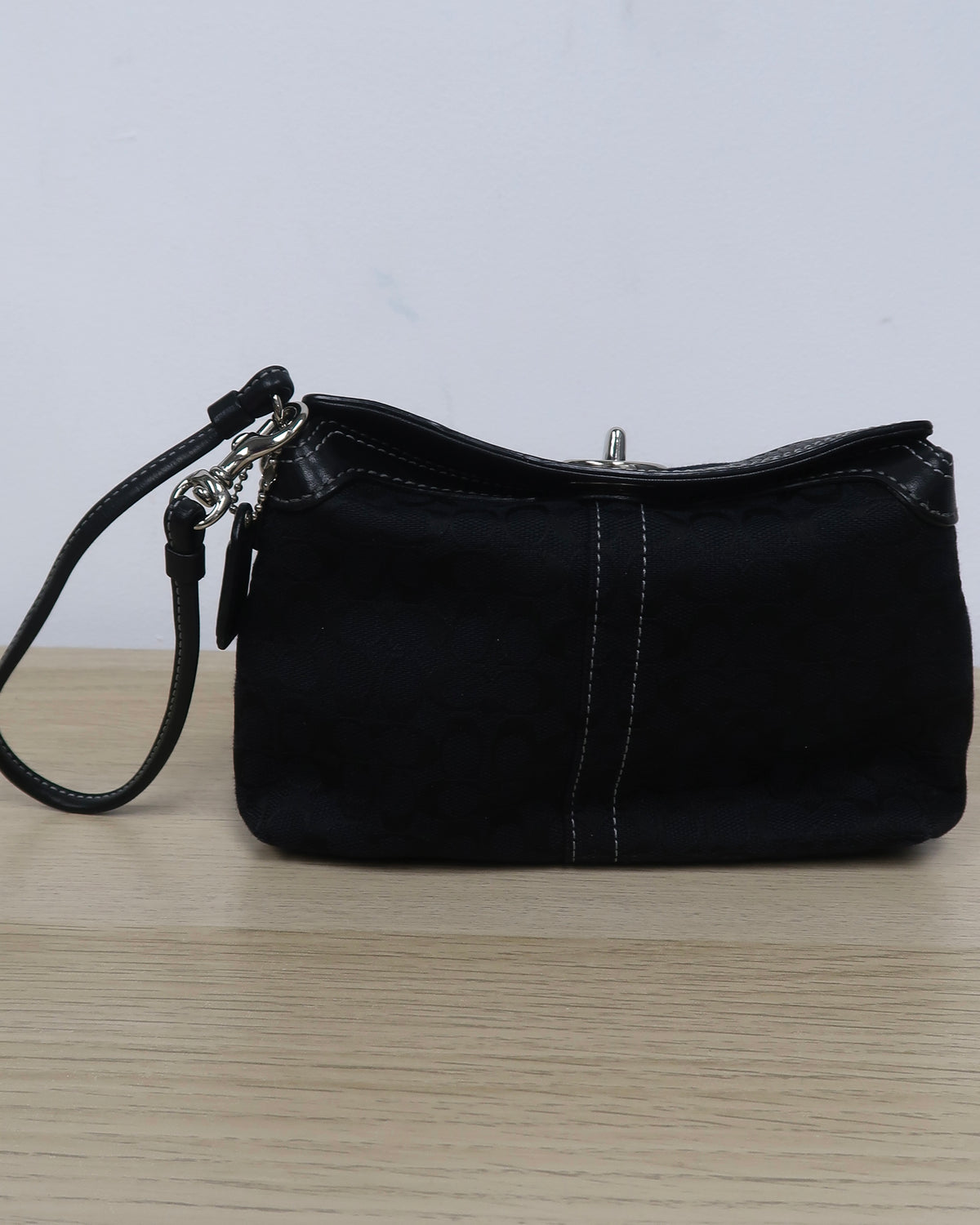 Y2K Coach Signature Jacquard Turnlock Wristlet