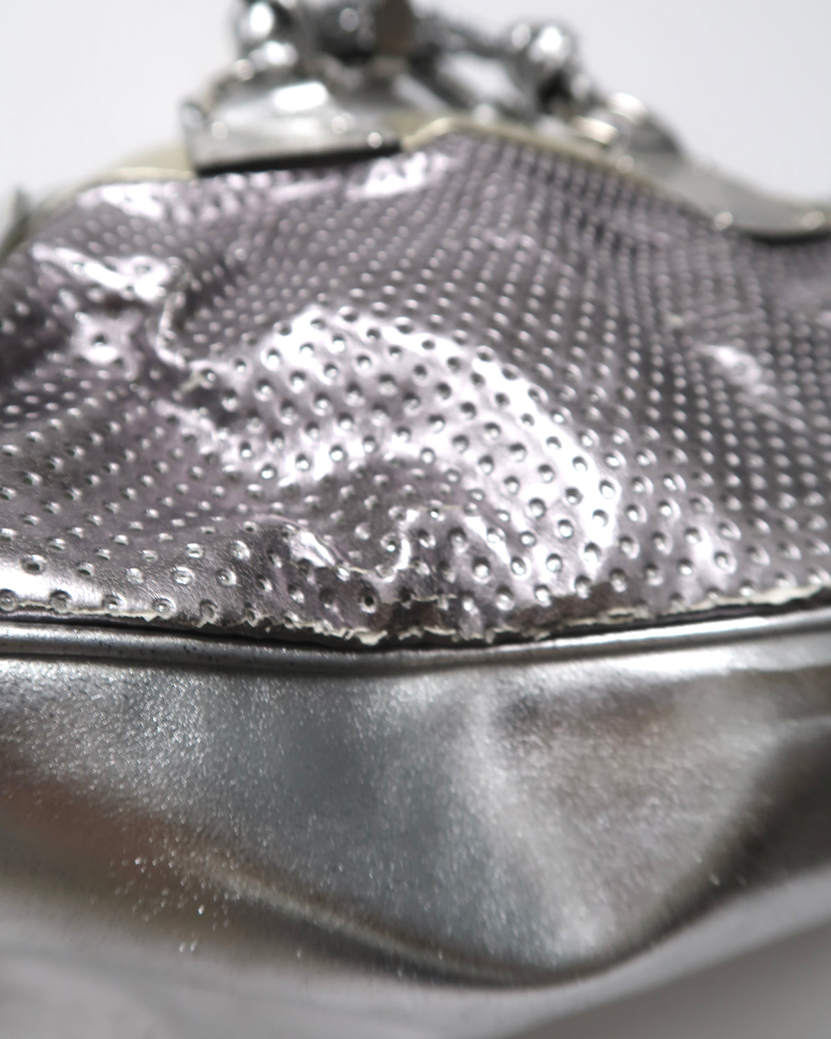 Guess metallic silver shoulder/handbag