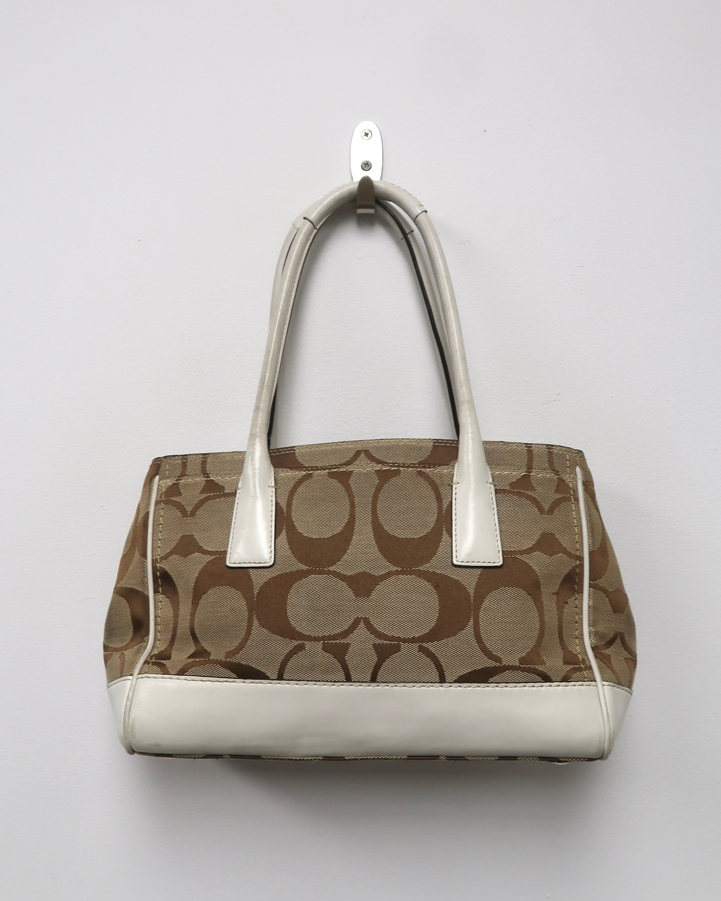 Coach Hamptons Signature Medium Madeline Tote