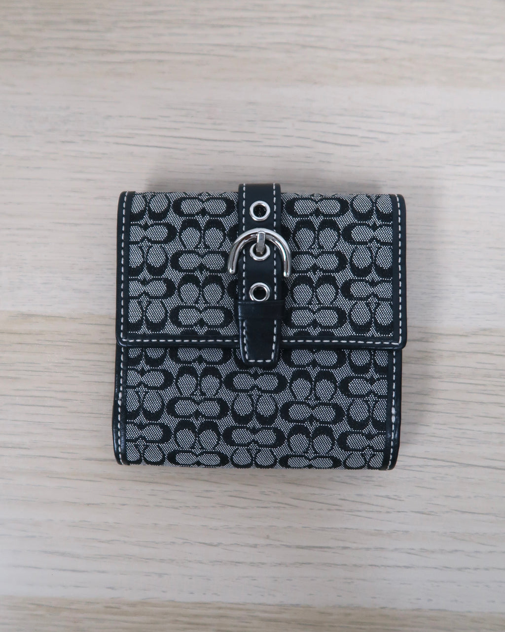 Y2K Coach signature C jacquard small bifold wallet