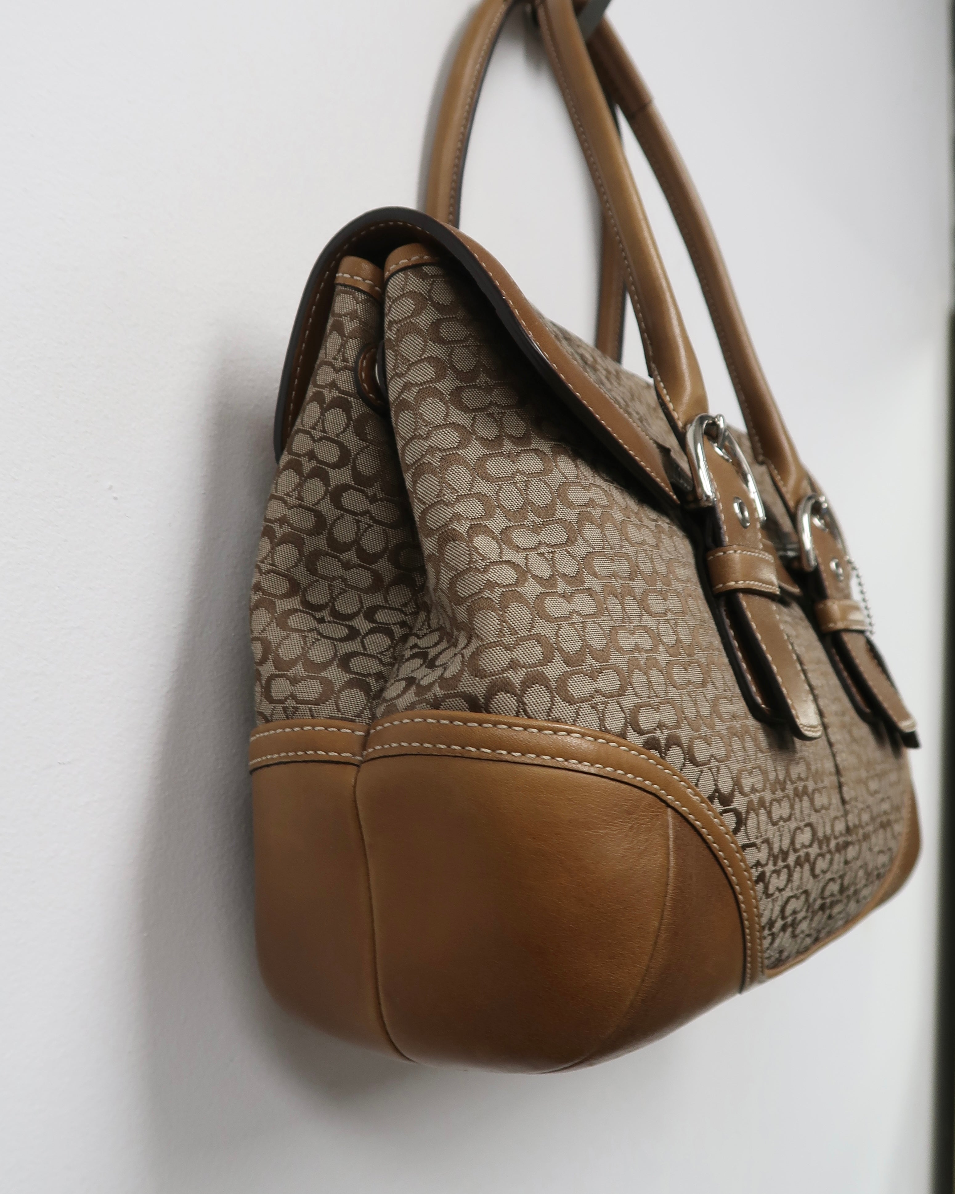 vintage Coach Soho Signature flap buckle satchel handbag
