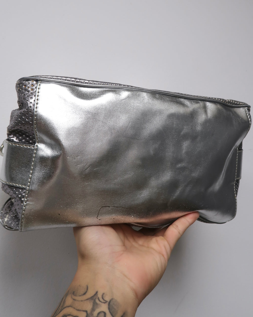 Guess metallic silver shoulder/handbag