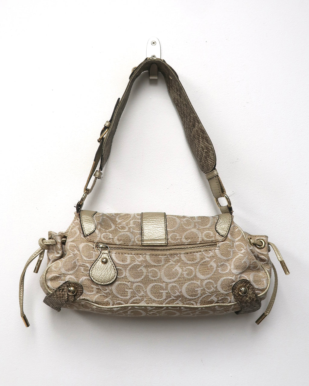 GUESS shoulder bag