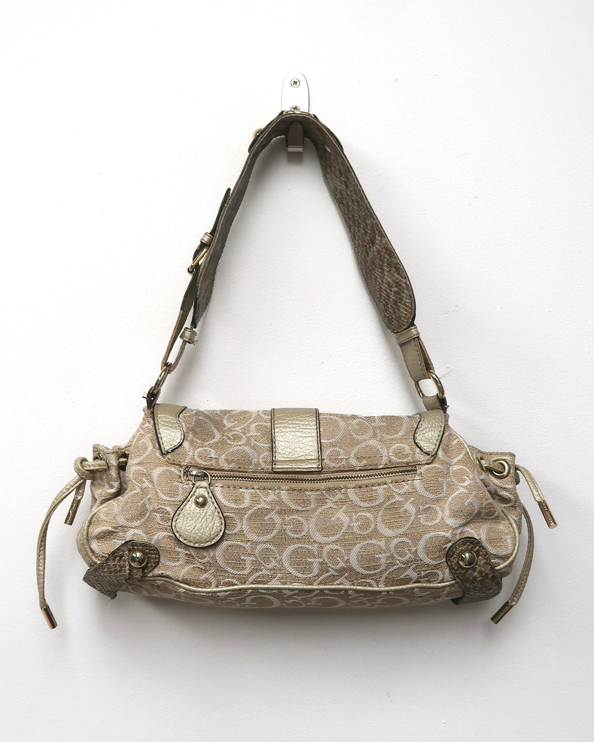 GUESS shoulder bag