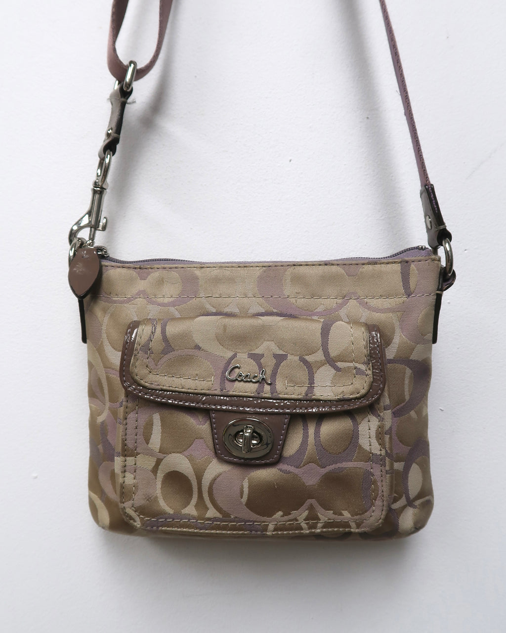 Coach Penelope Signature Jacquard Turnlock Pocket Swingpack