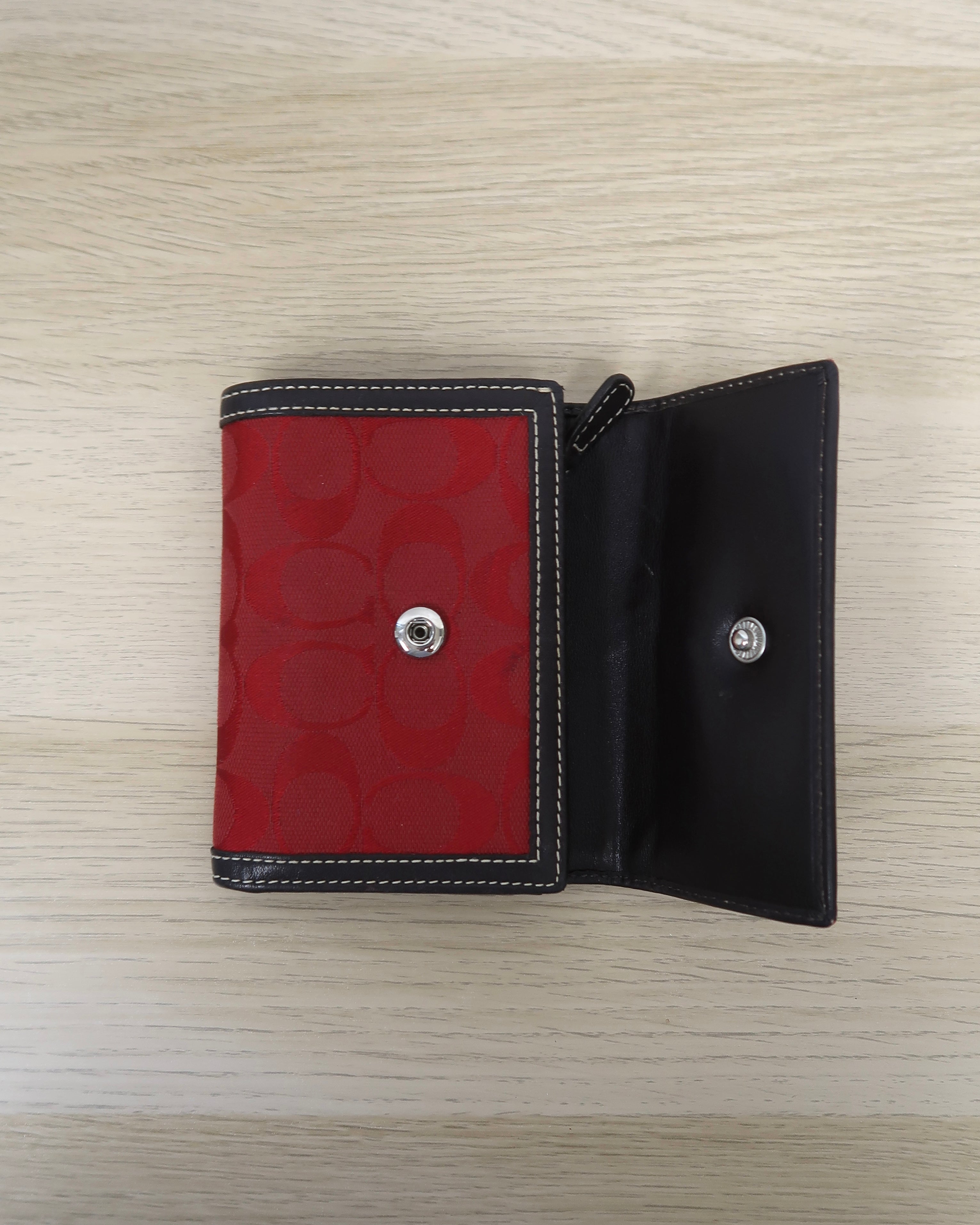 Coach Signature C Y2K compact wallet