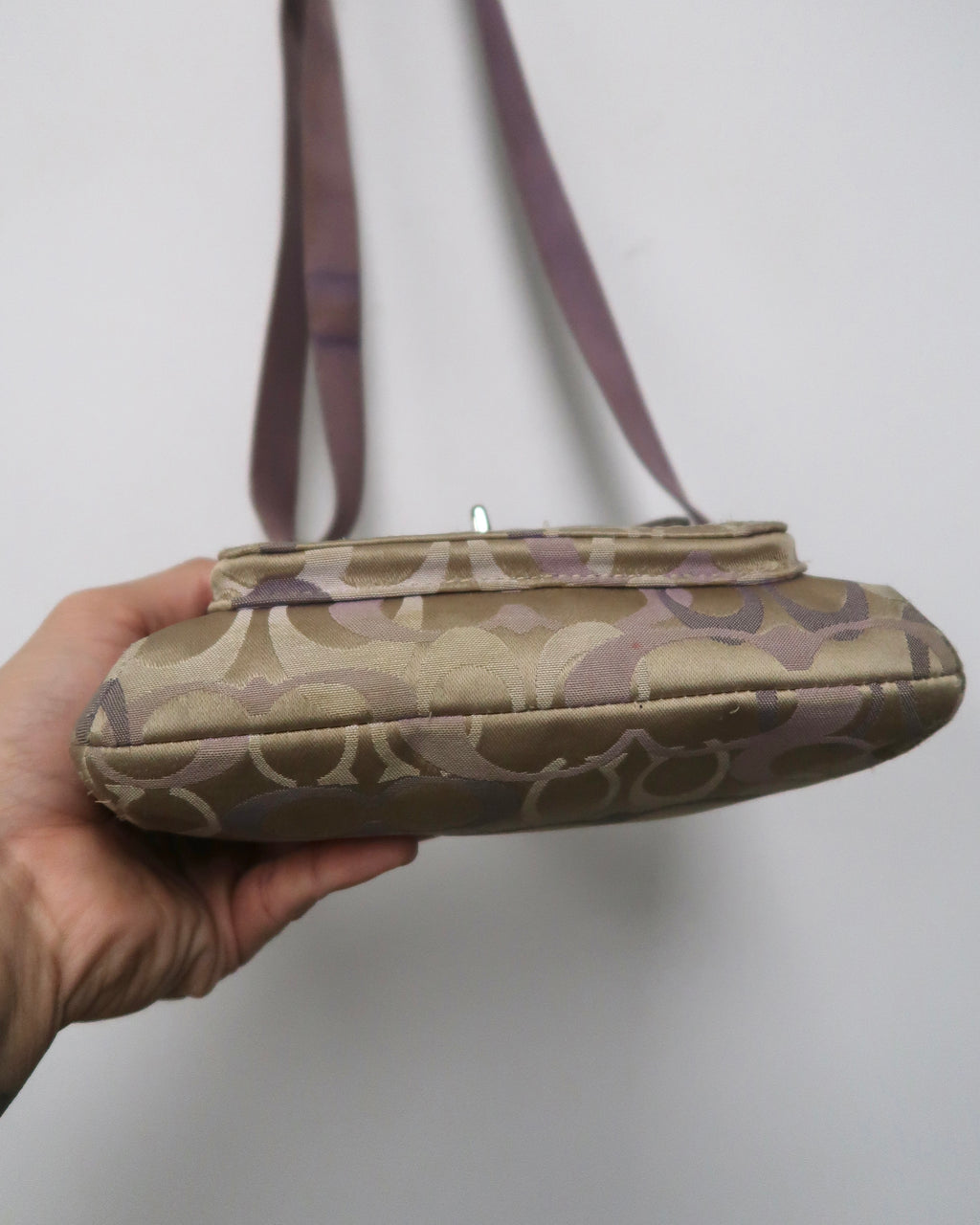 Coach Penelope Signature Jacquard Turnlock Pocket Swingpack