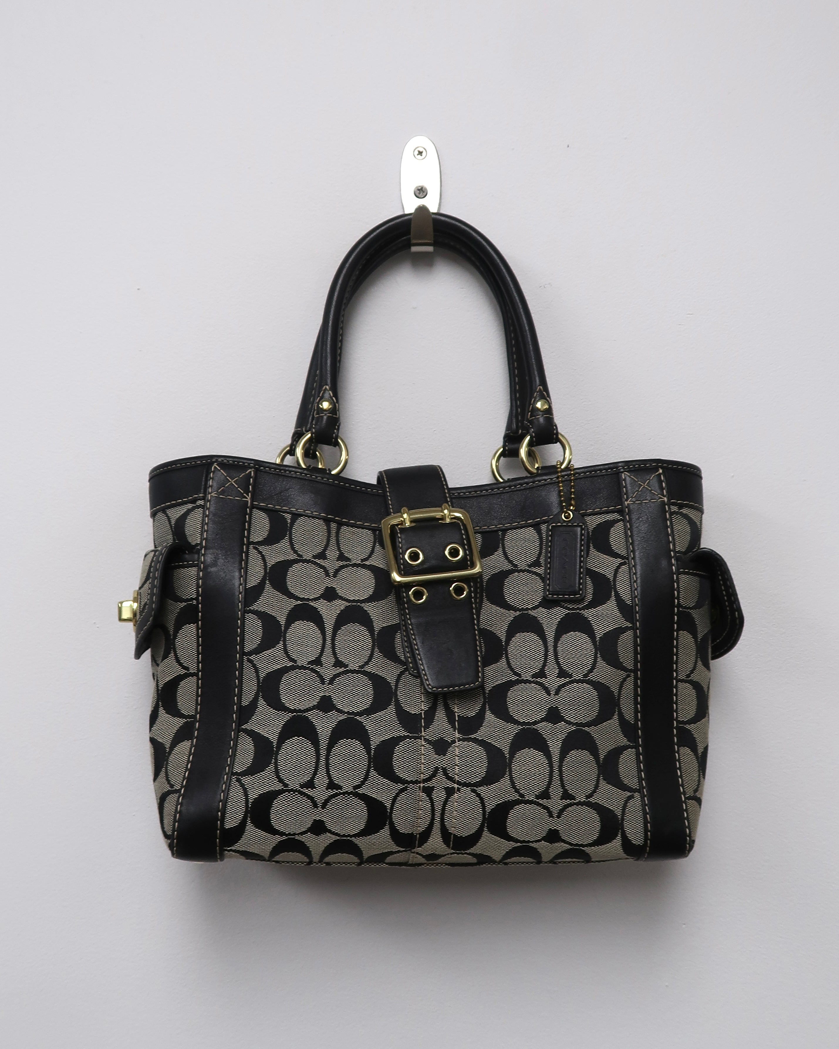 Vintage Coach Signature Hamptons handbag