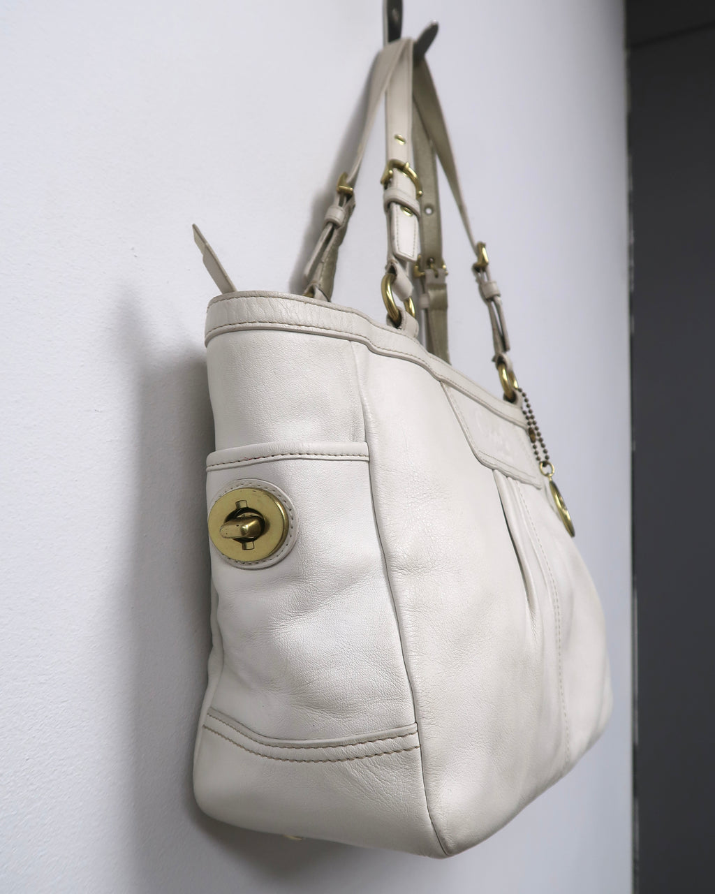 Coach Gallery East-West Pleated Leather Shoulder Bag
