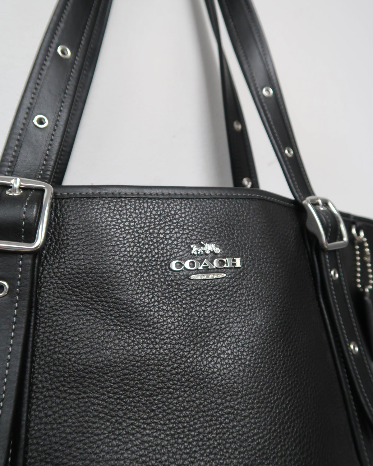 Black pebbled leather Coach Outlet Ashton Tote