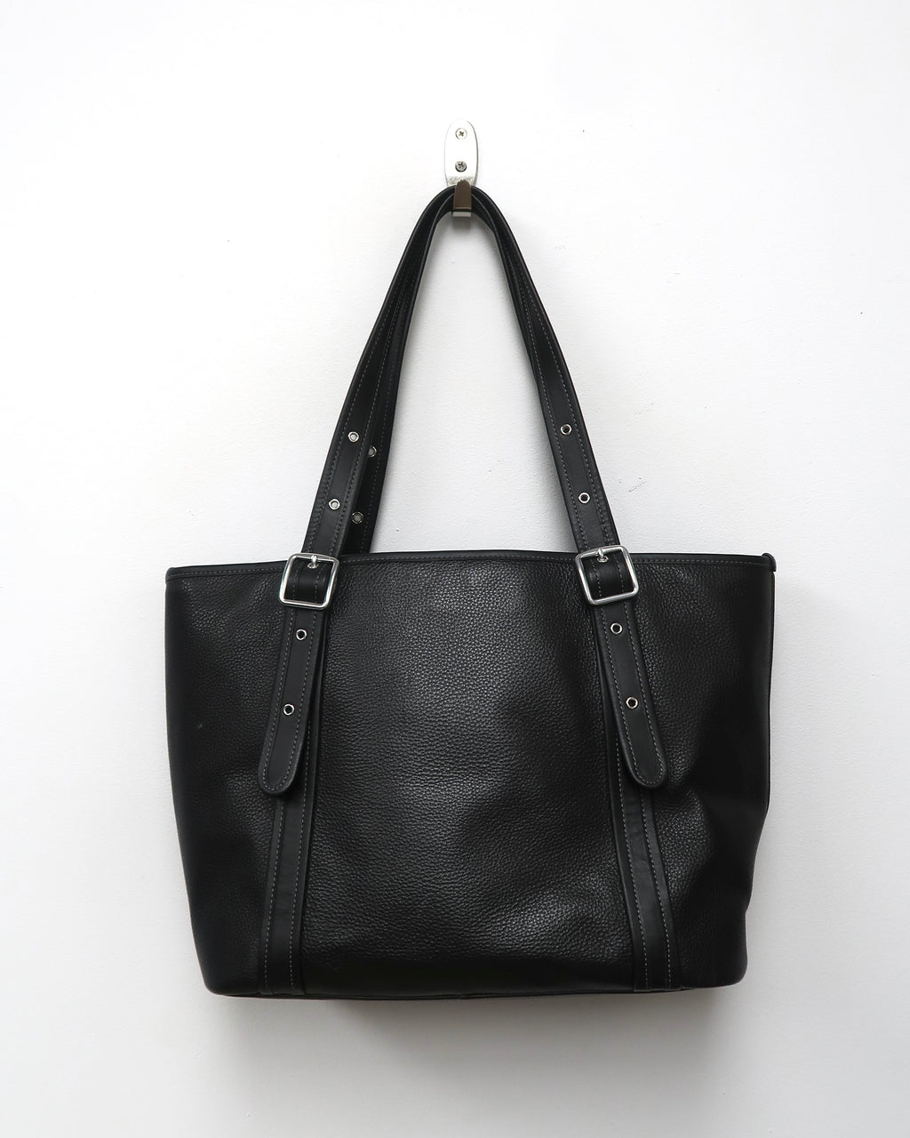 Black pebbled leather Coach Outlet Ashton Tote