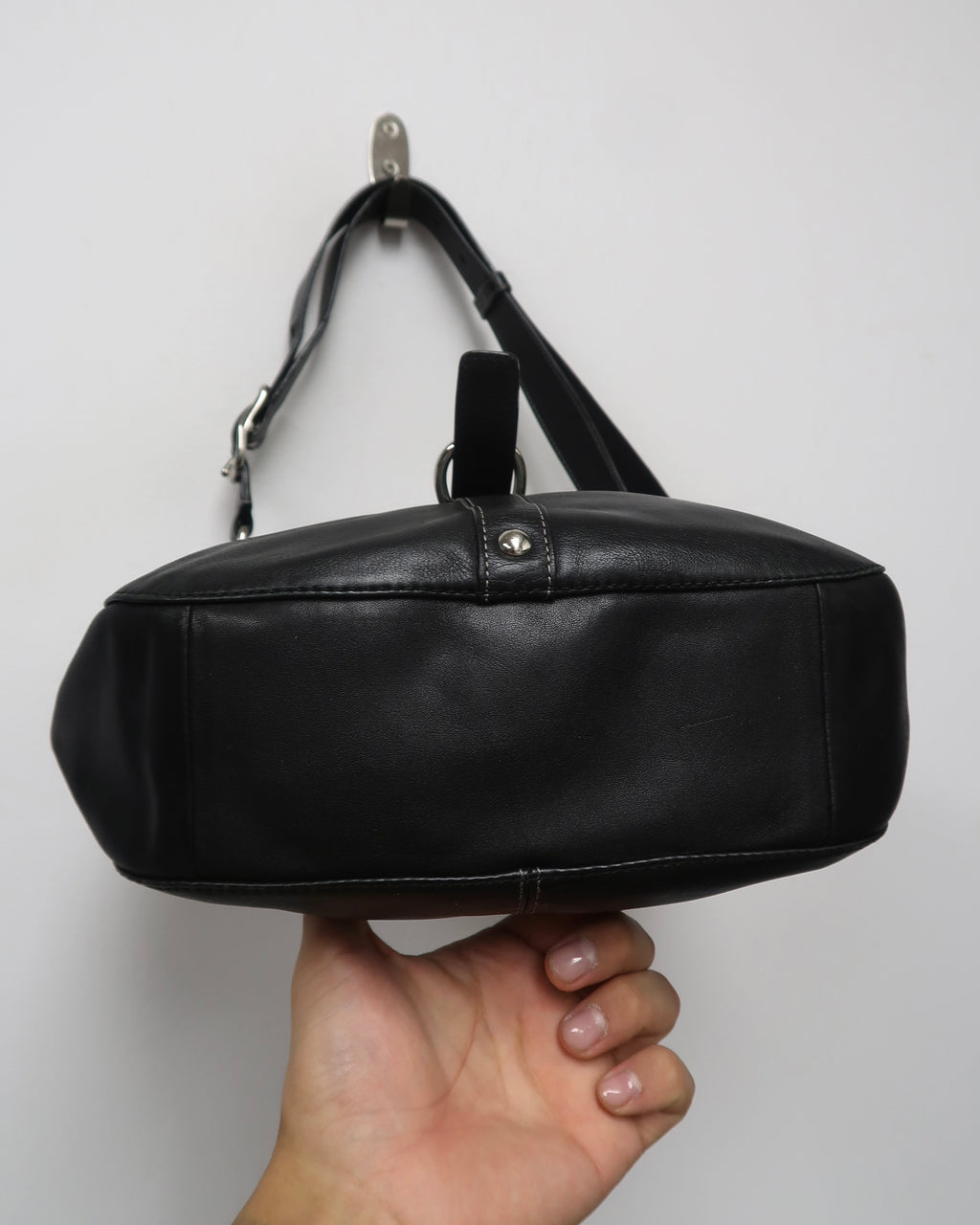 Black Leather Coach Chelsea Buckle Hobo Bag