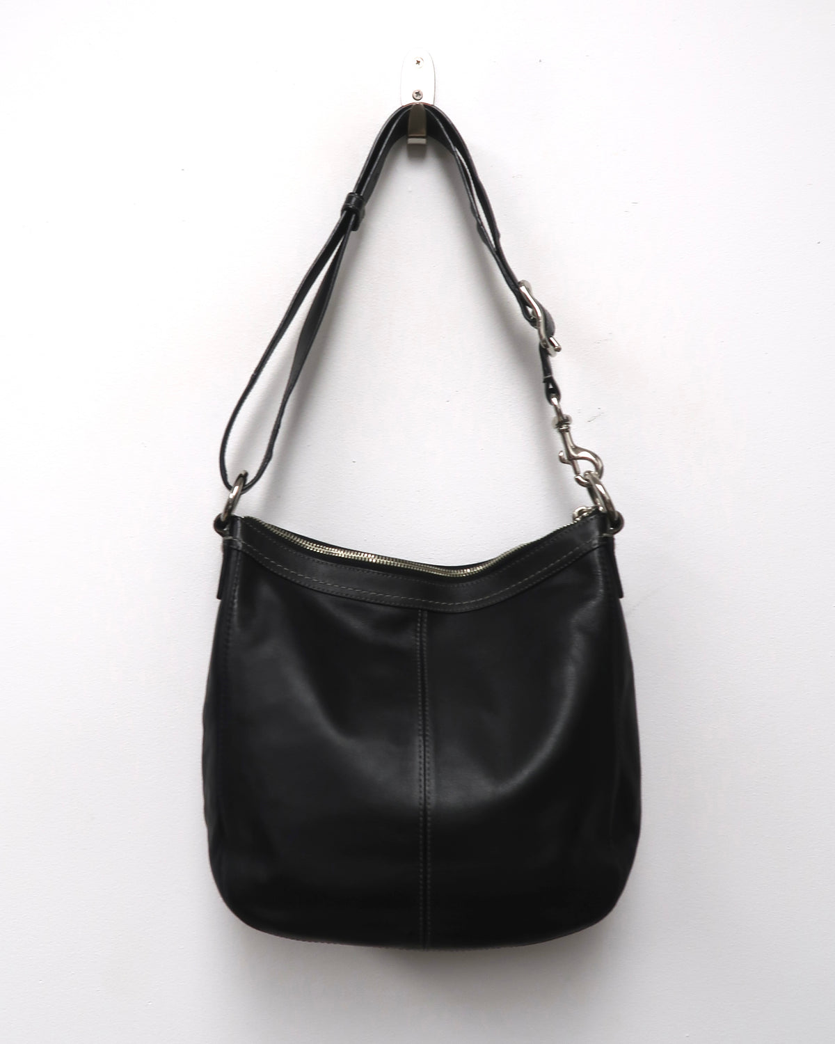 Black Leather Coach Chelsea Buckle Hobo Bag