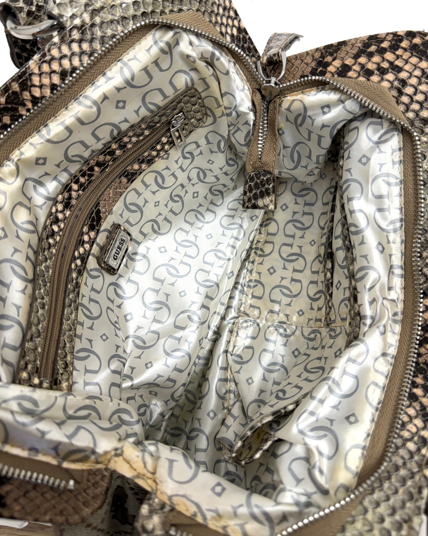 Vintage Guess handbag