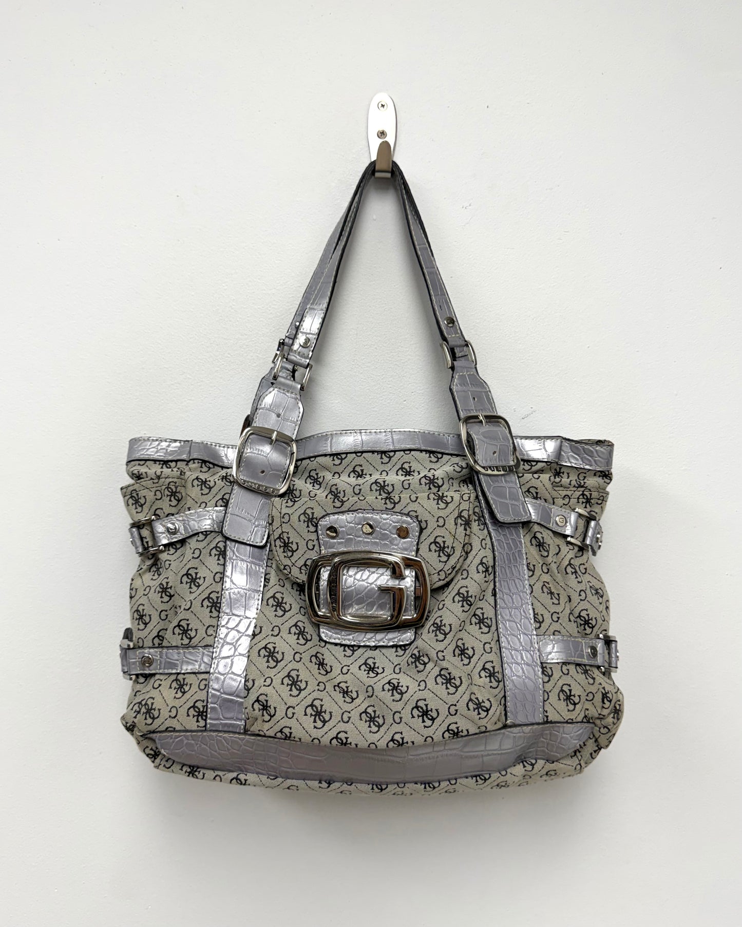 Vintage Guess handbag