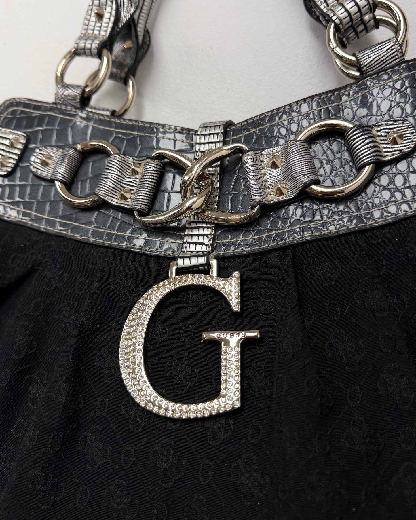 Vintage Guess hobo bag
