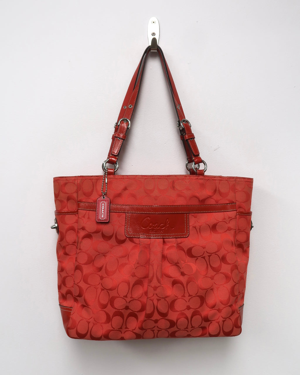 Coach Signature Gallery Tote