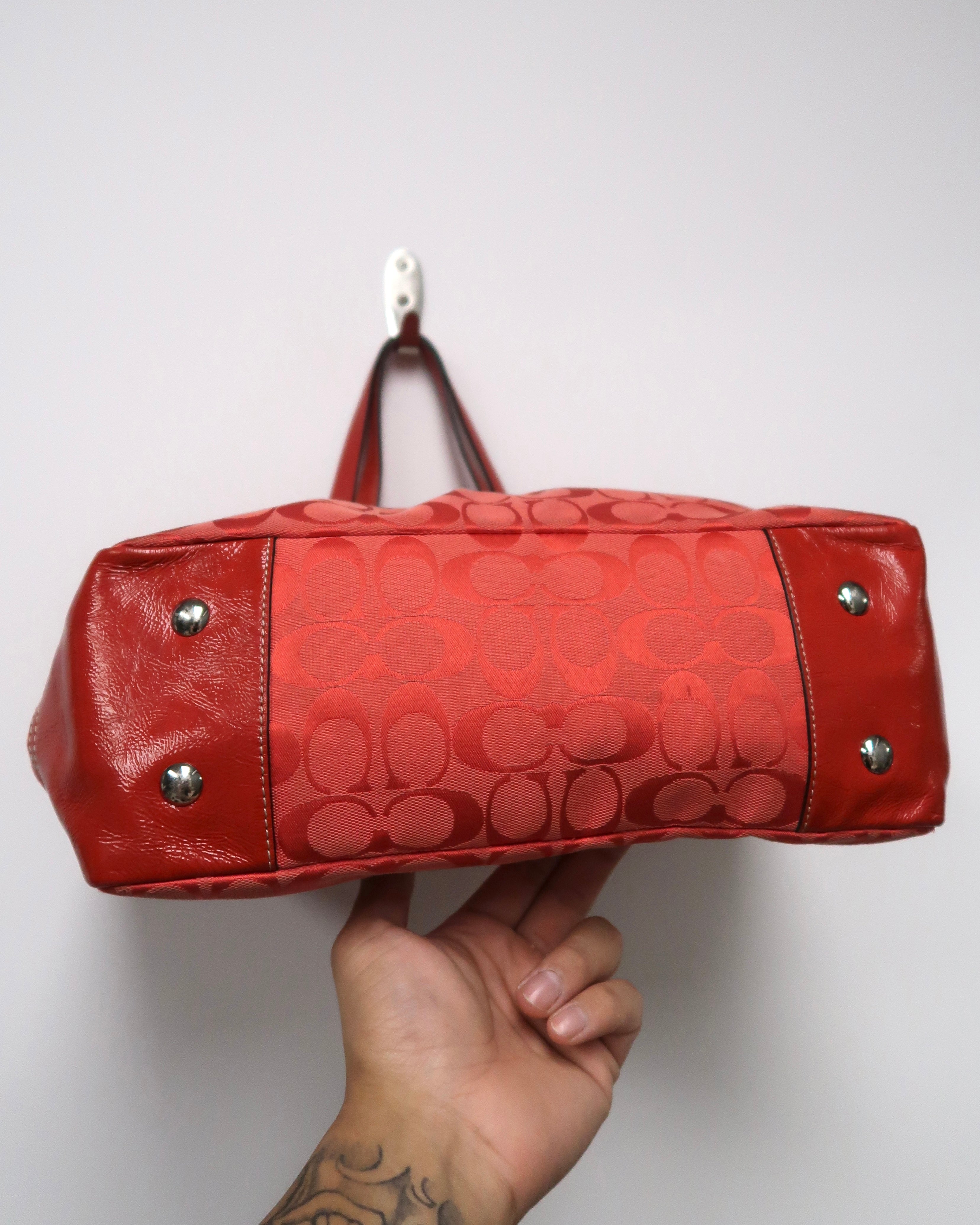 Coach Signature Gallery Tote