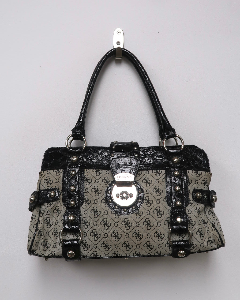 vintage Guess Y2K shoulder bag