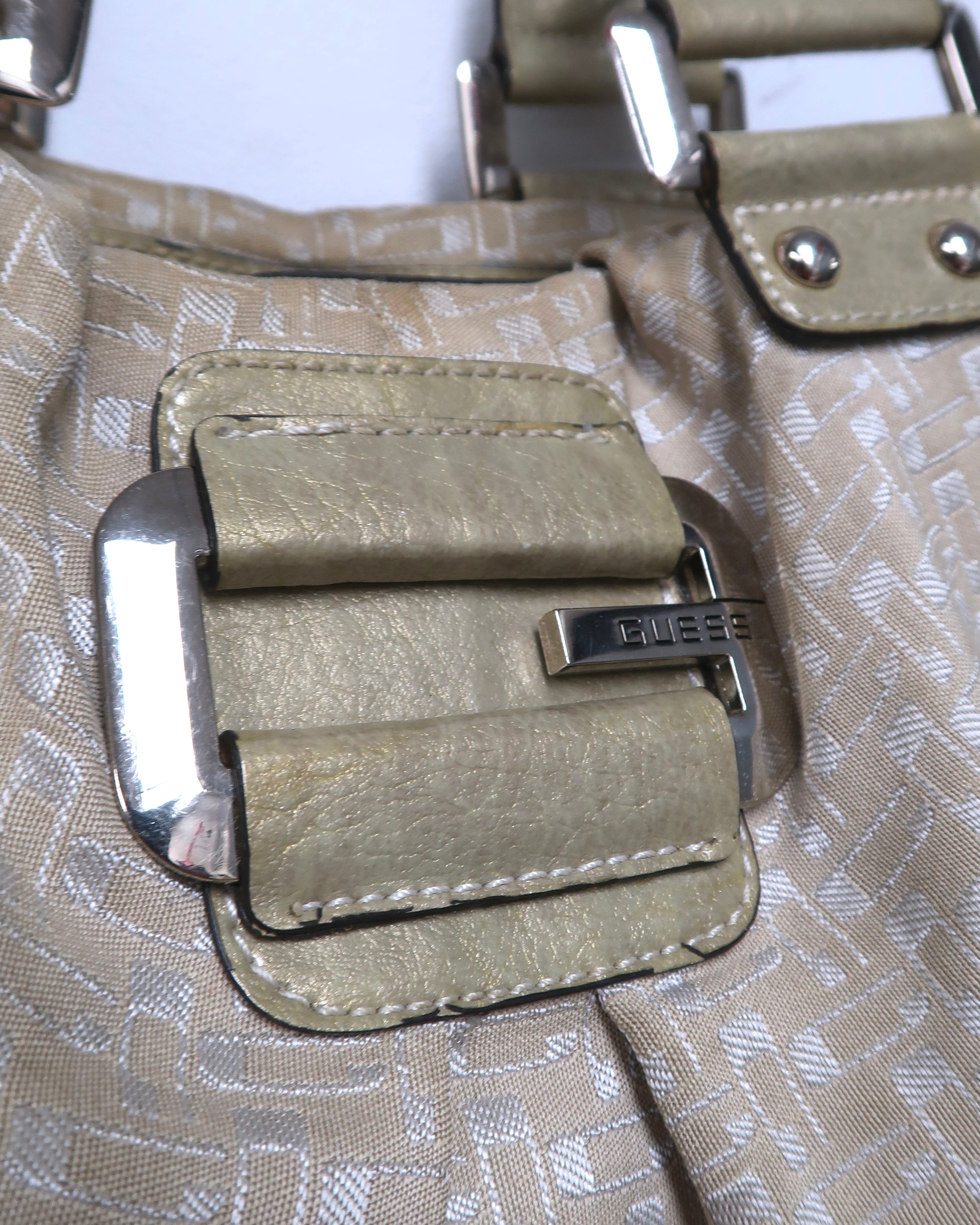 Guess gold beige logo tote bag
