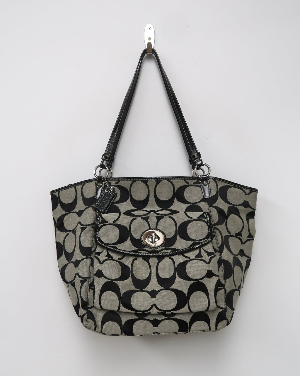 Coach Leah signature canvas tote