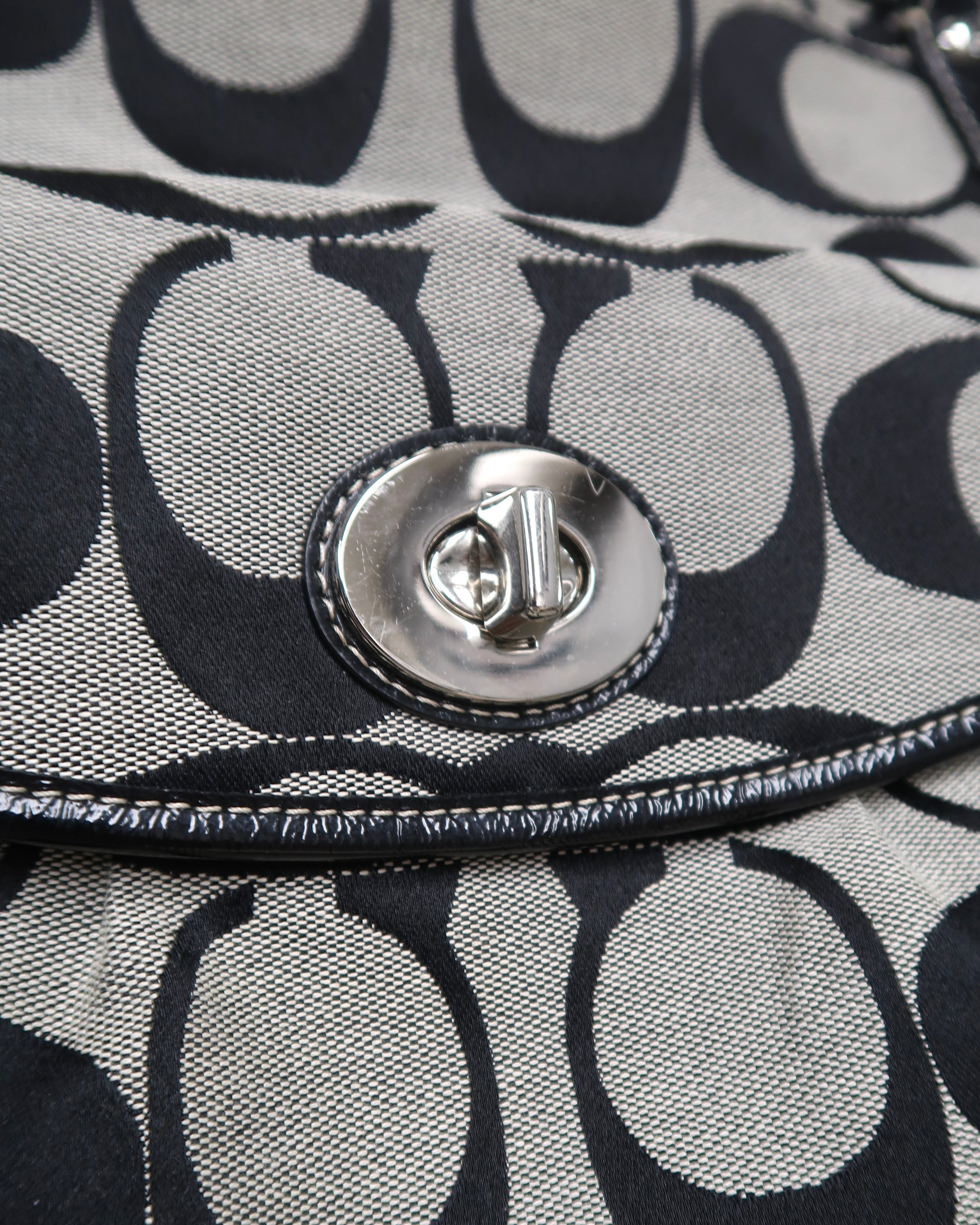 Coach Leah signature canvas tote