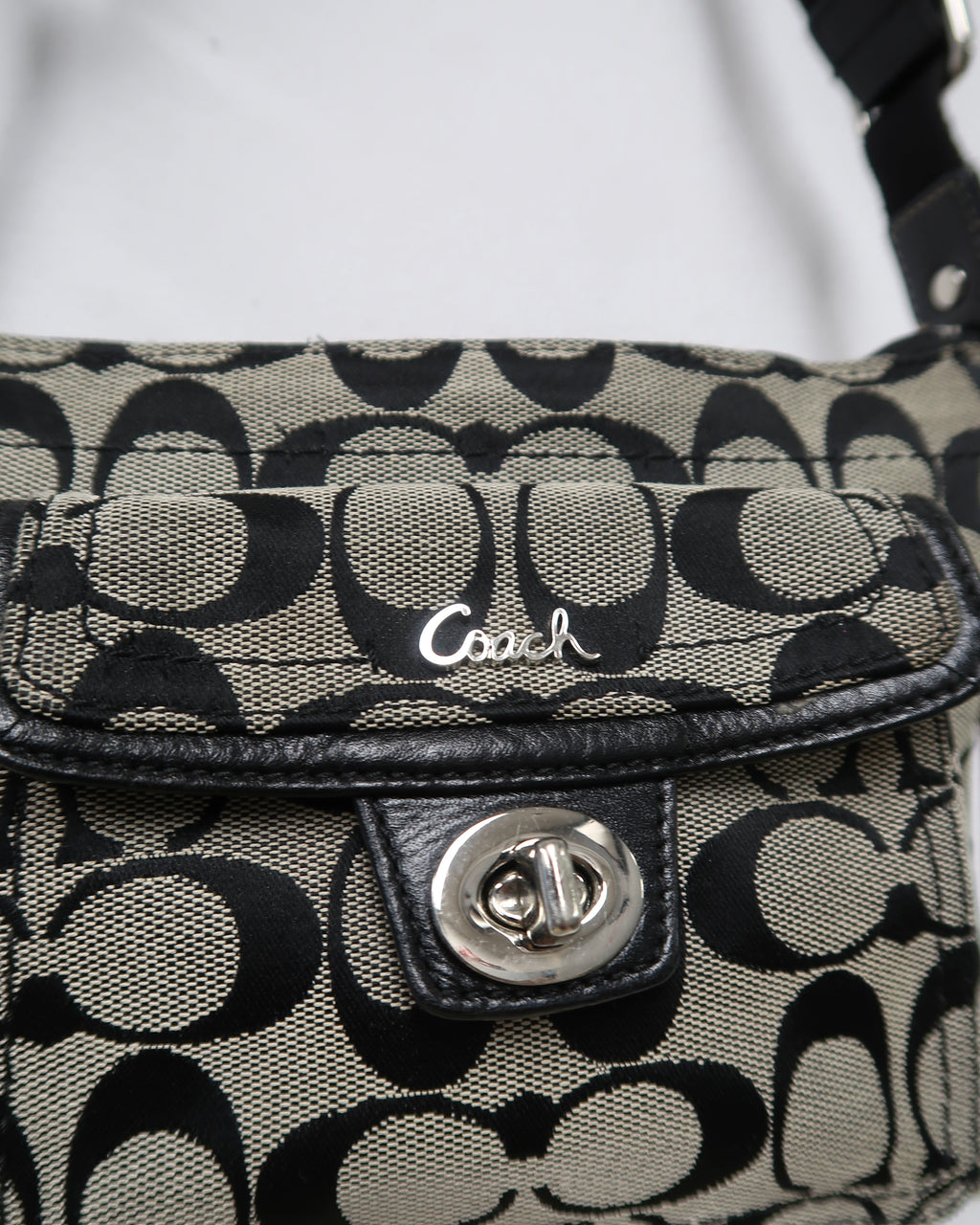 Coach Signature Canvas crossbody bag