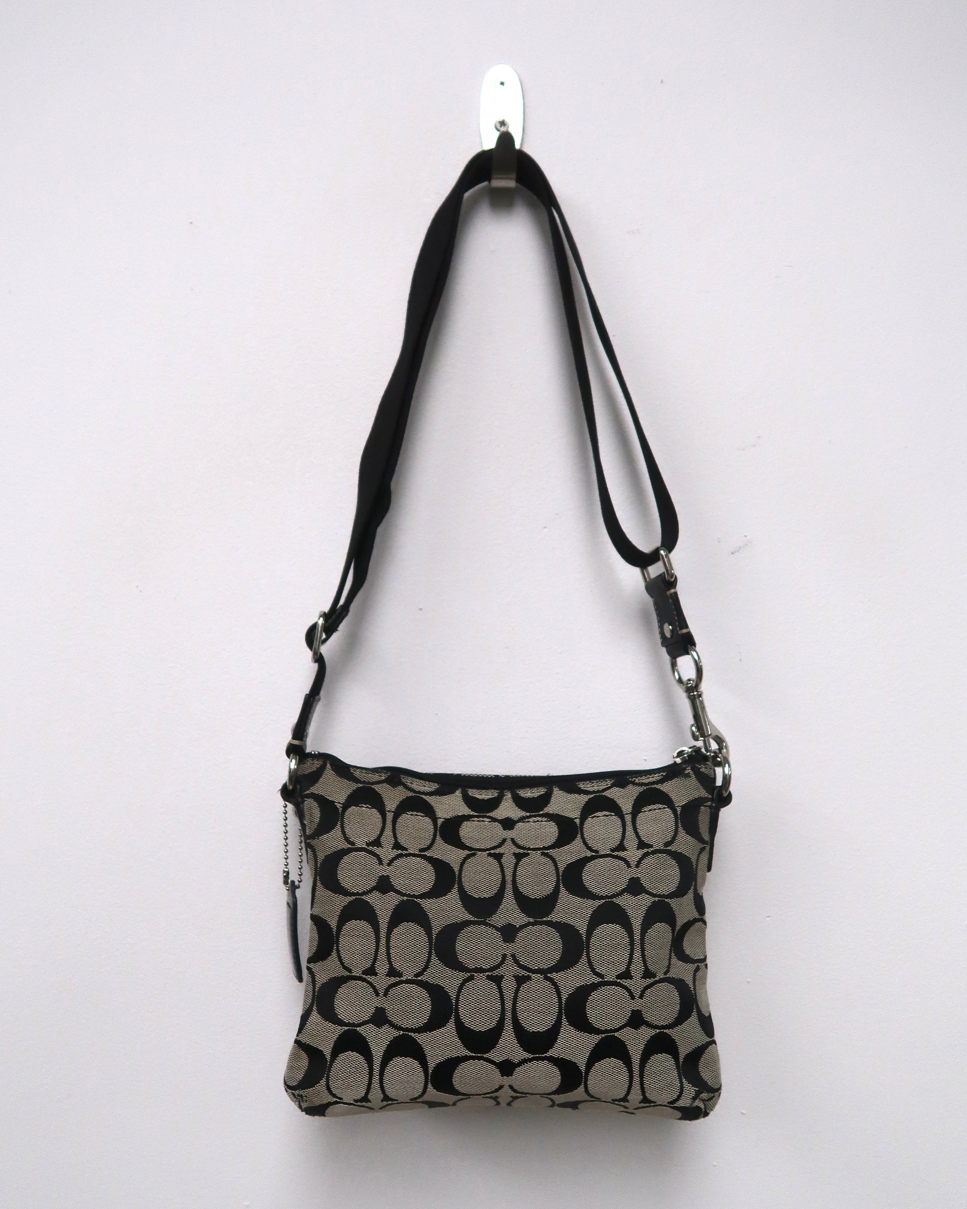 Coach Signature Canvas crossbody bag