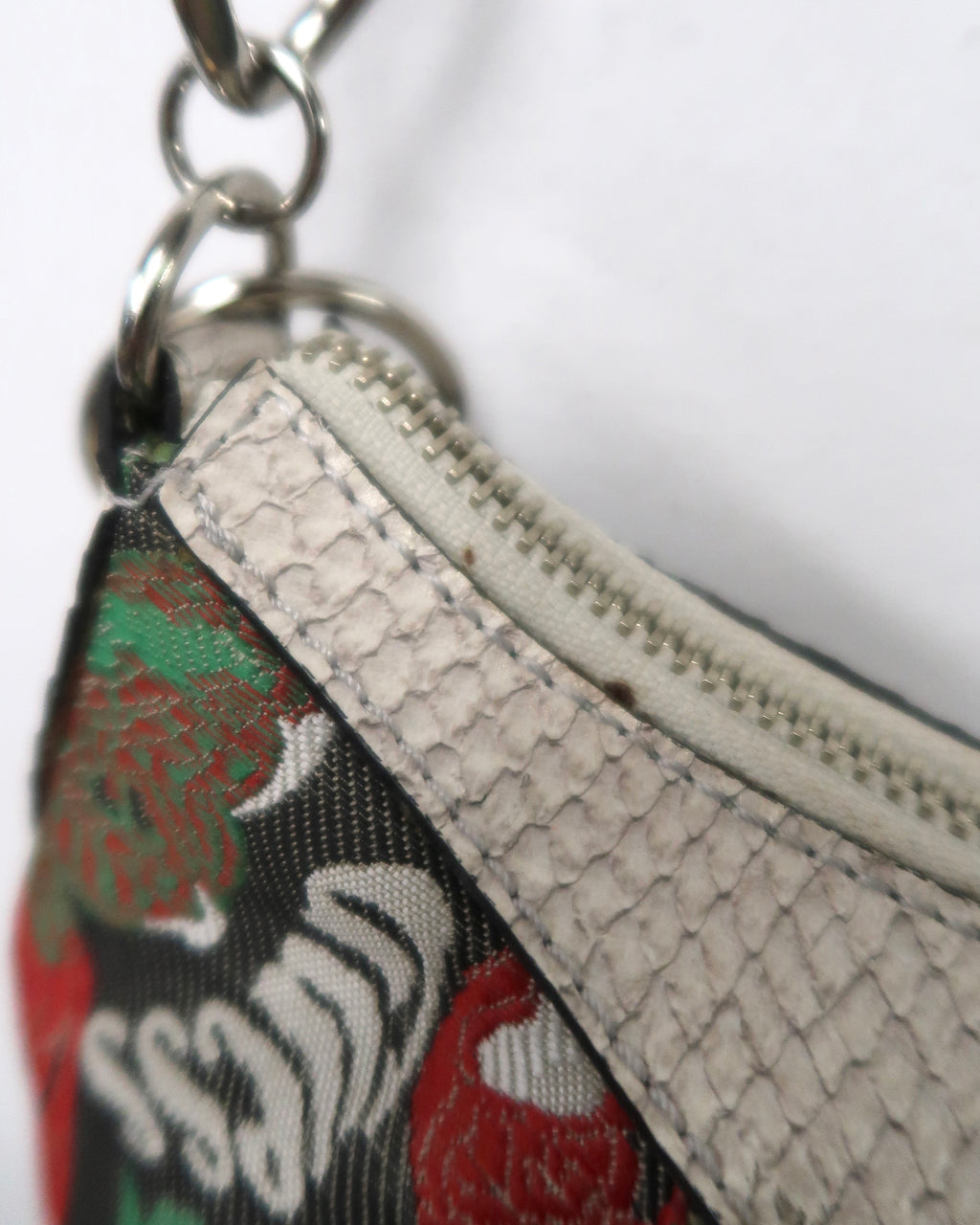 vintage Guess Y2K shoulder bag