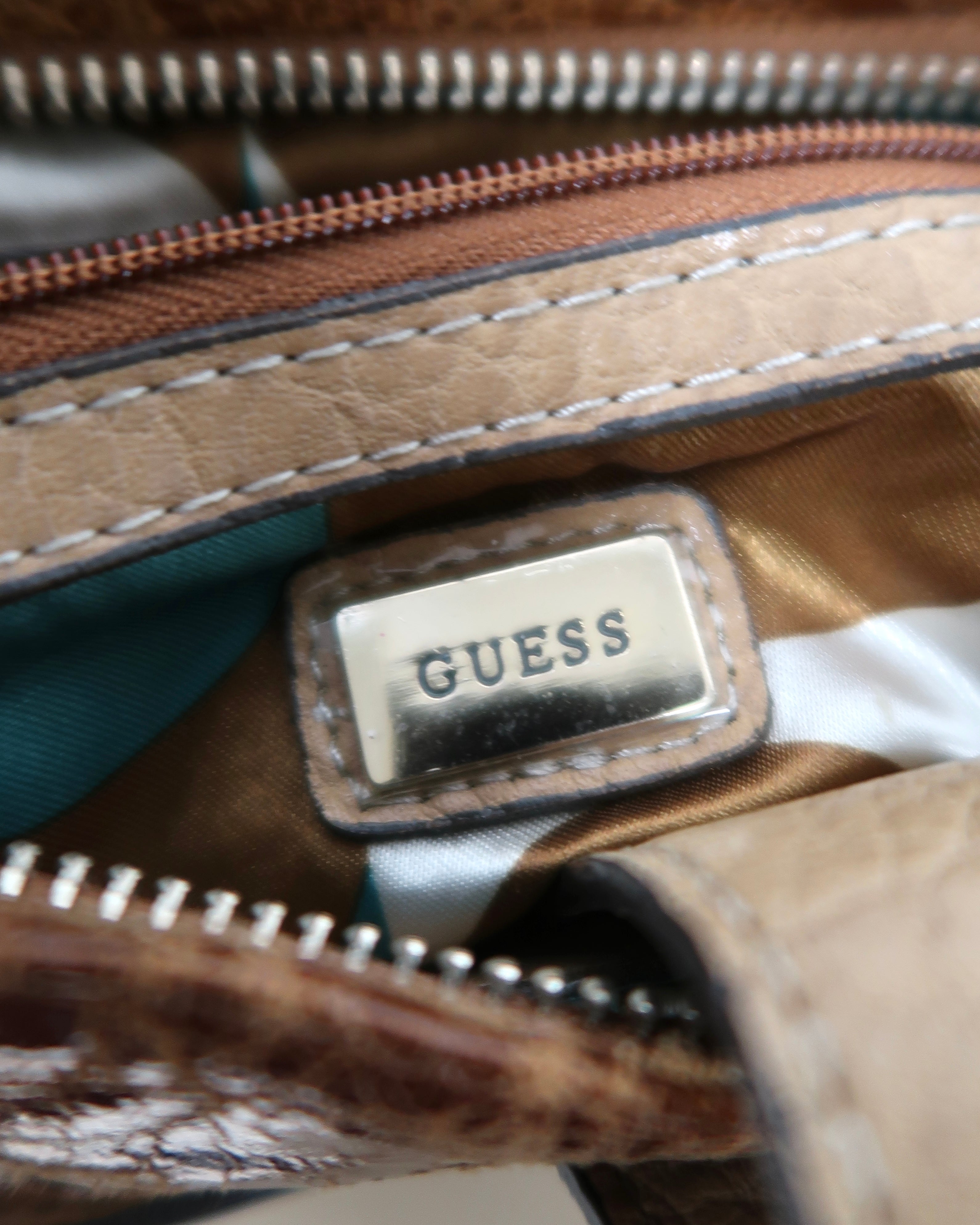 Y2K Guess shoulder bag