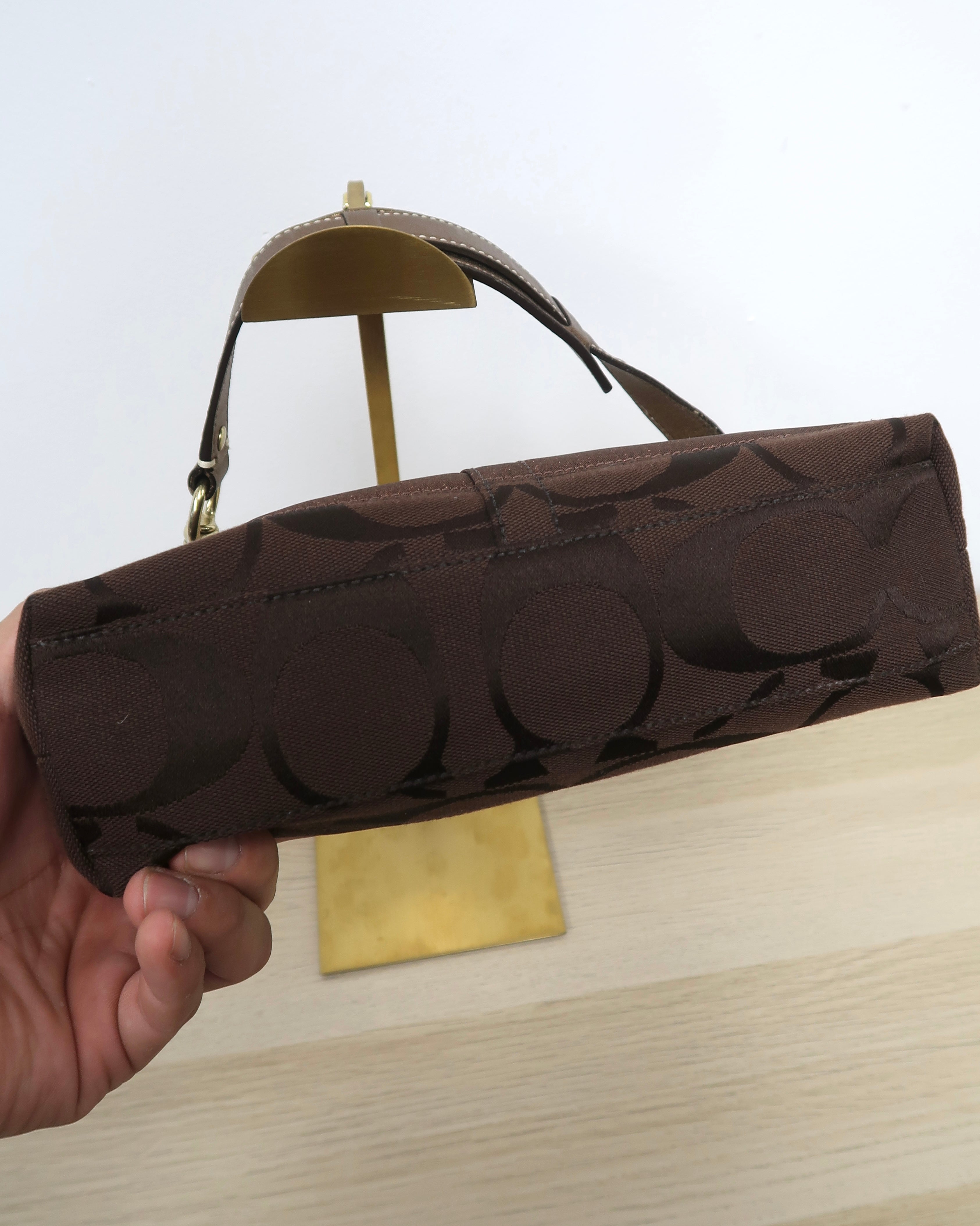 Coach Hampton Mini Demi Baguette