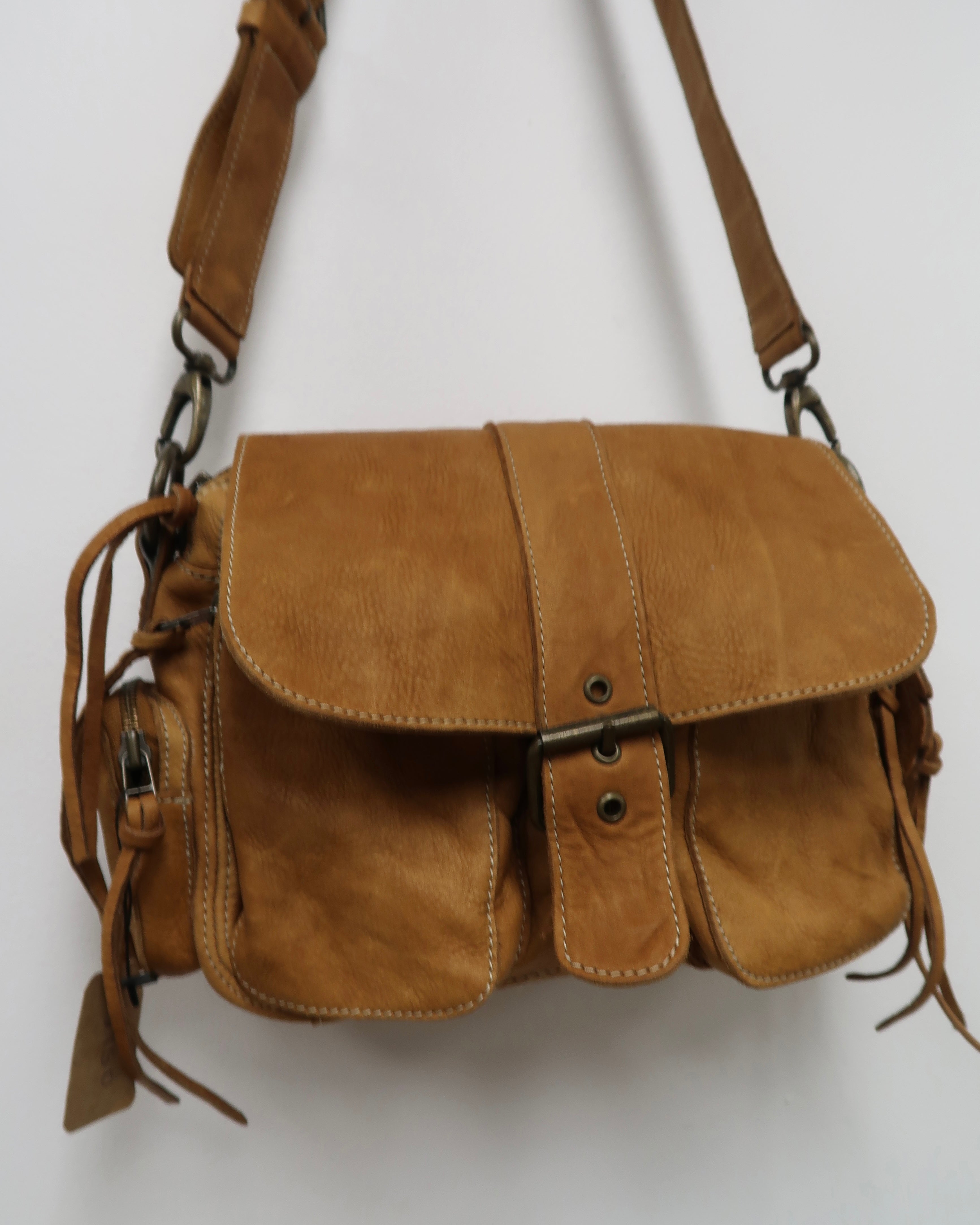 Roots Emily leather shoulder bag