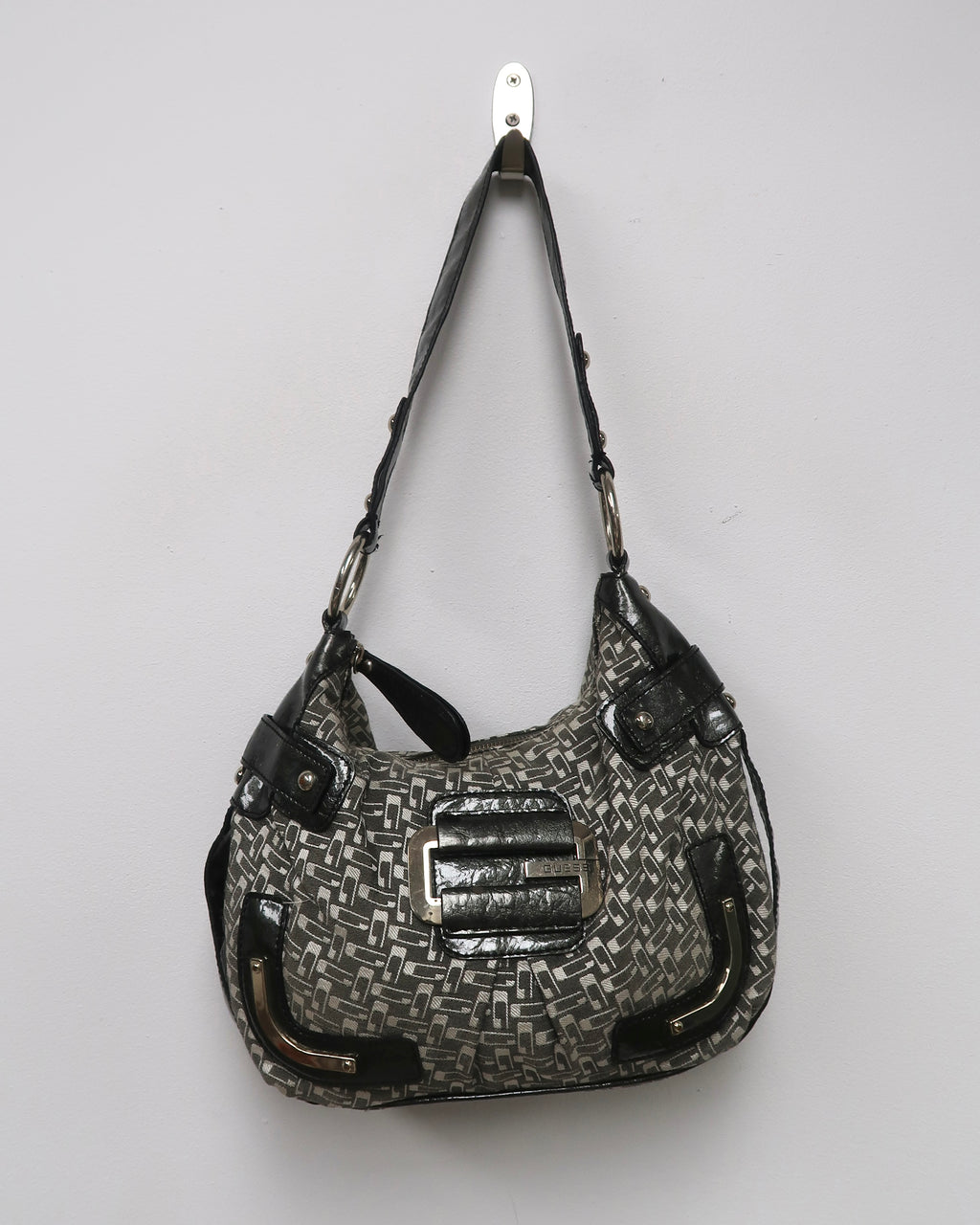 Y2K Guess hobo shoulder bag
