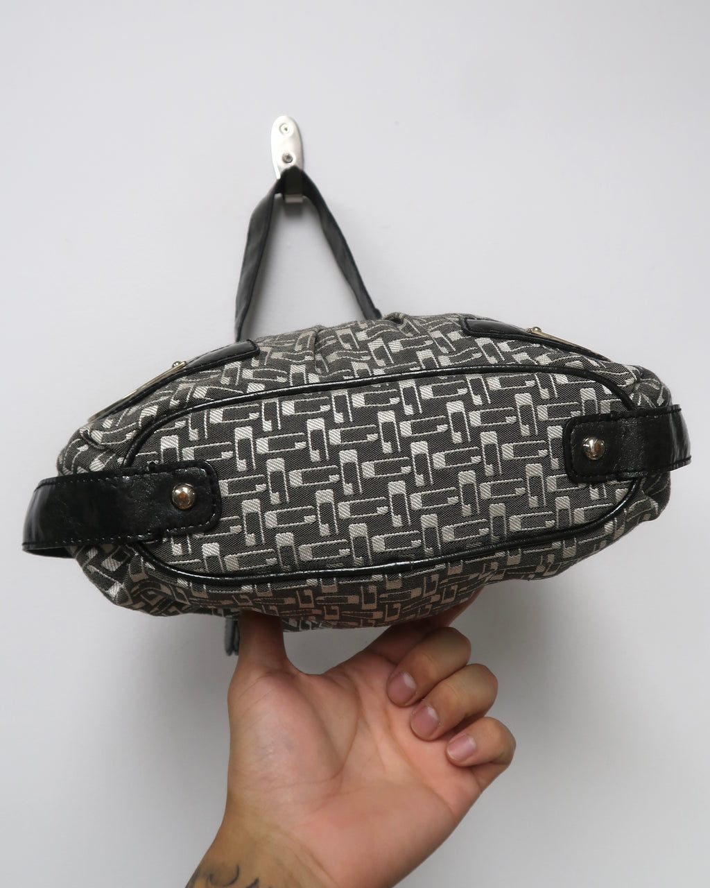 Y2K Guess hobo shoulder bag