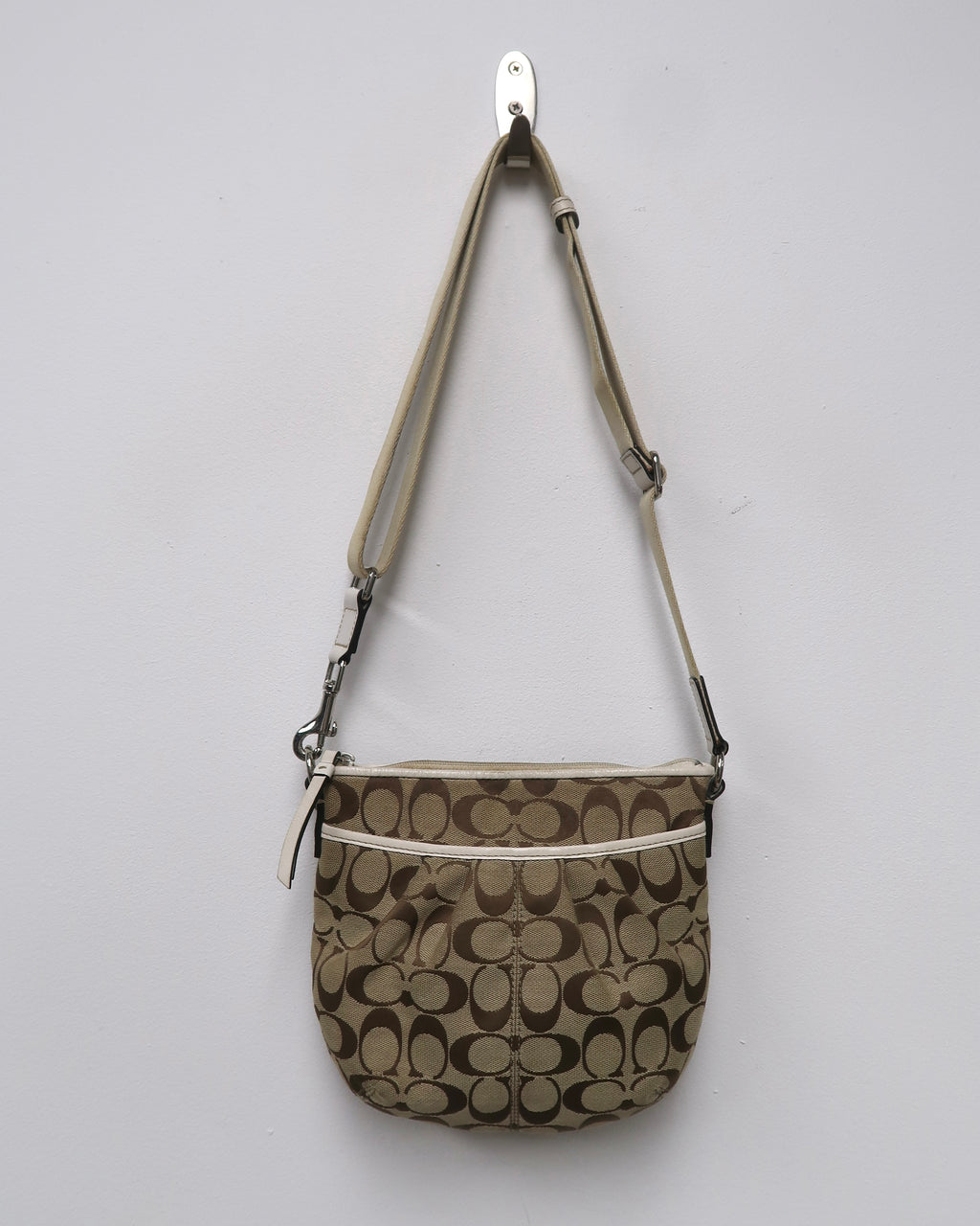 vintage Coach crossbody bag