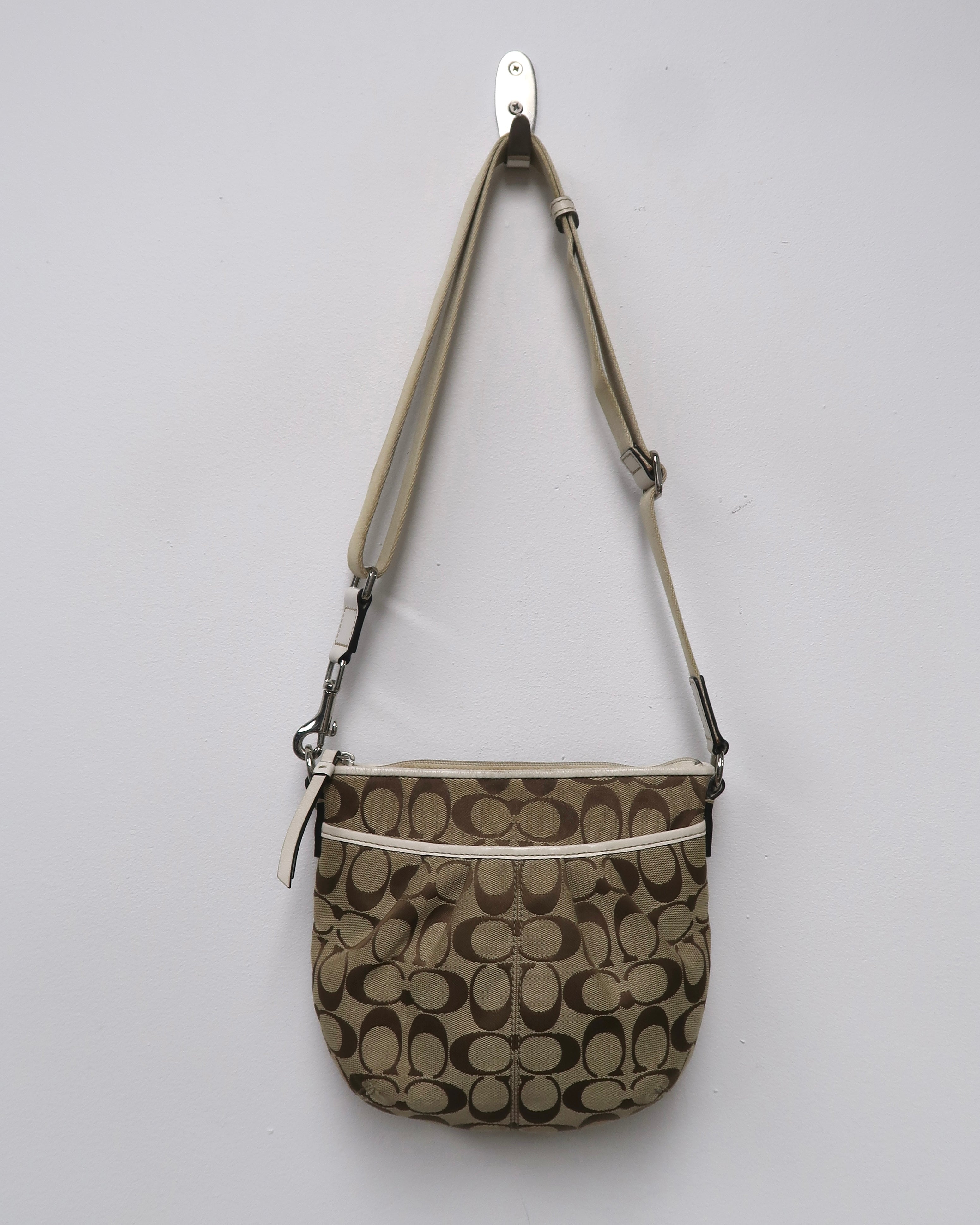vintage Coach crossbody bag
