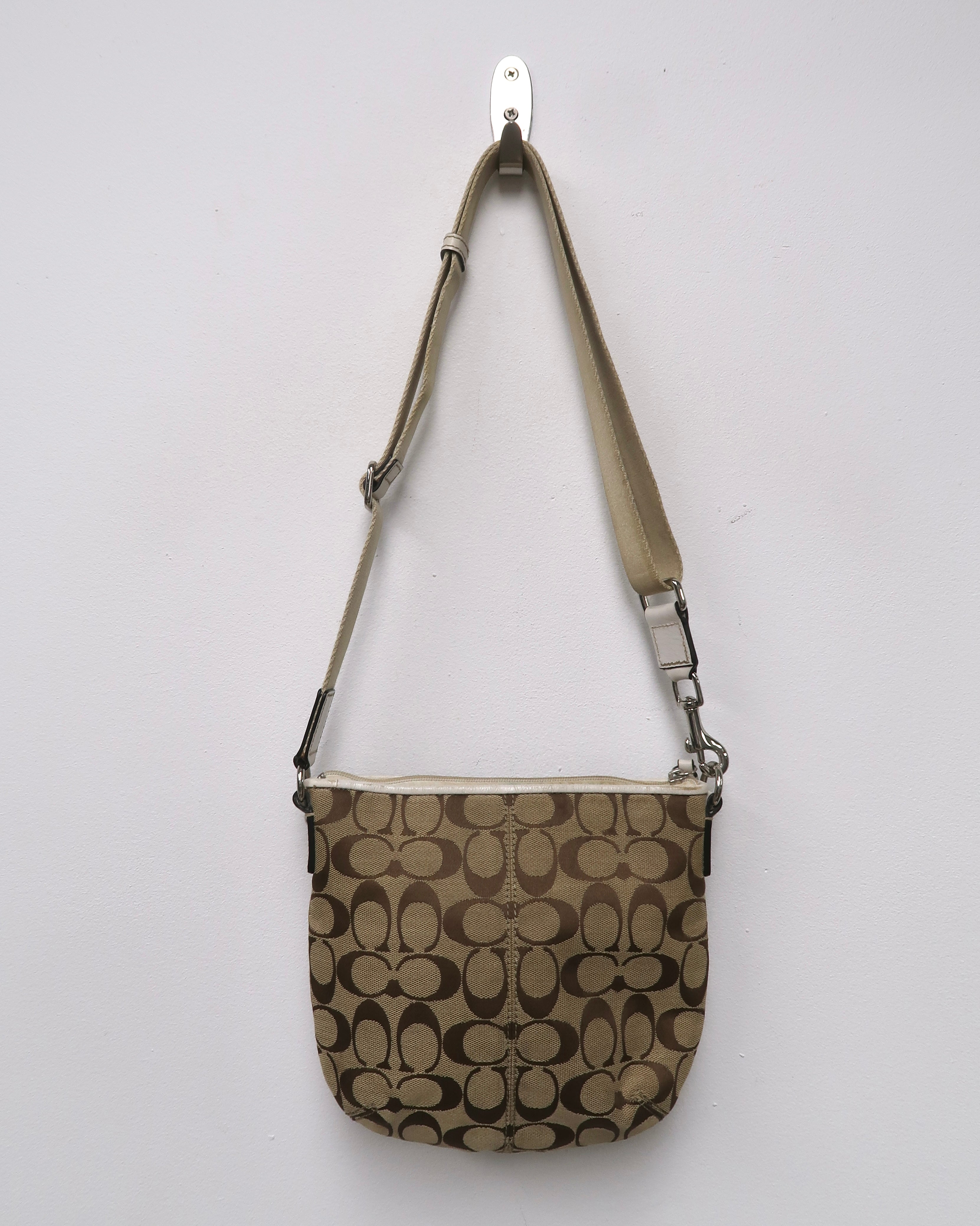 vintage Coach crossbody bag