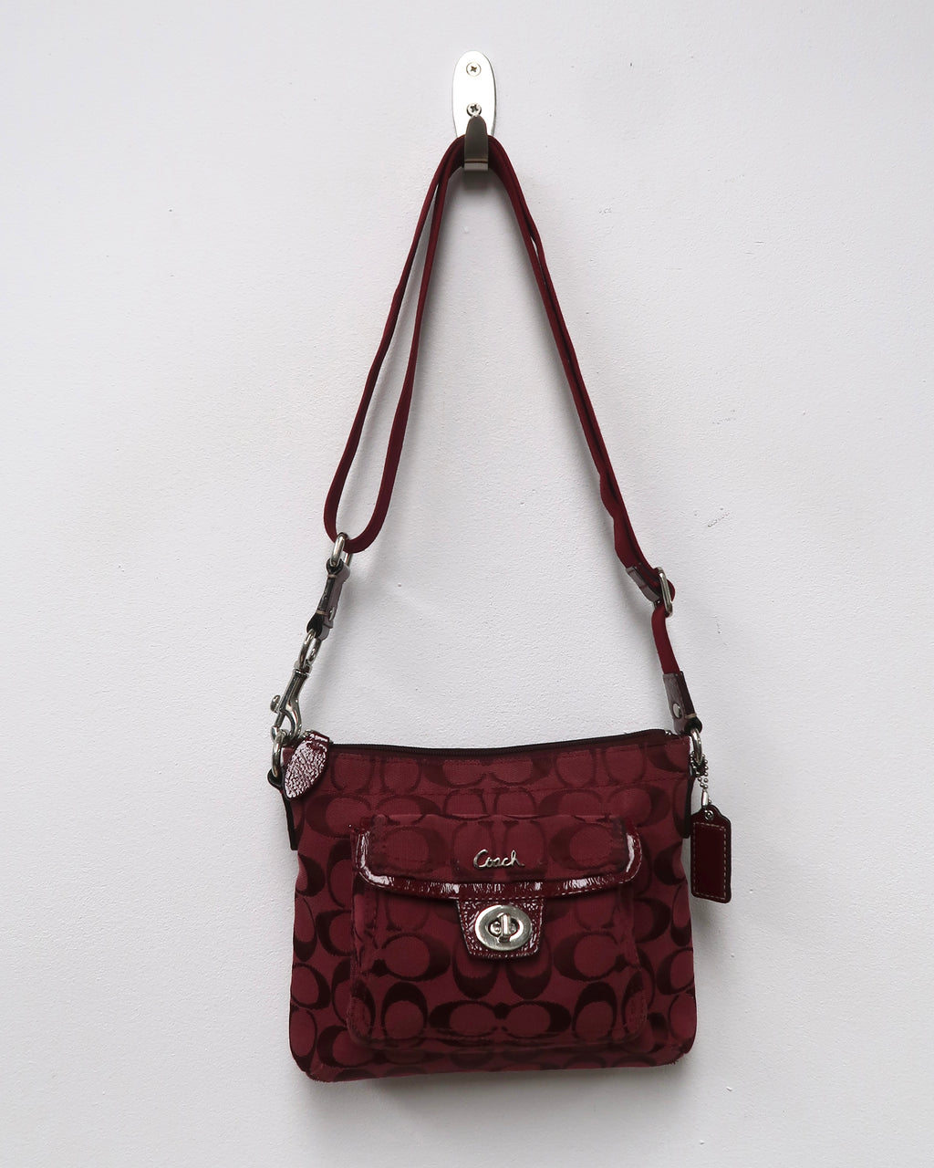 Coach Signature Pocket Swingpack