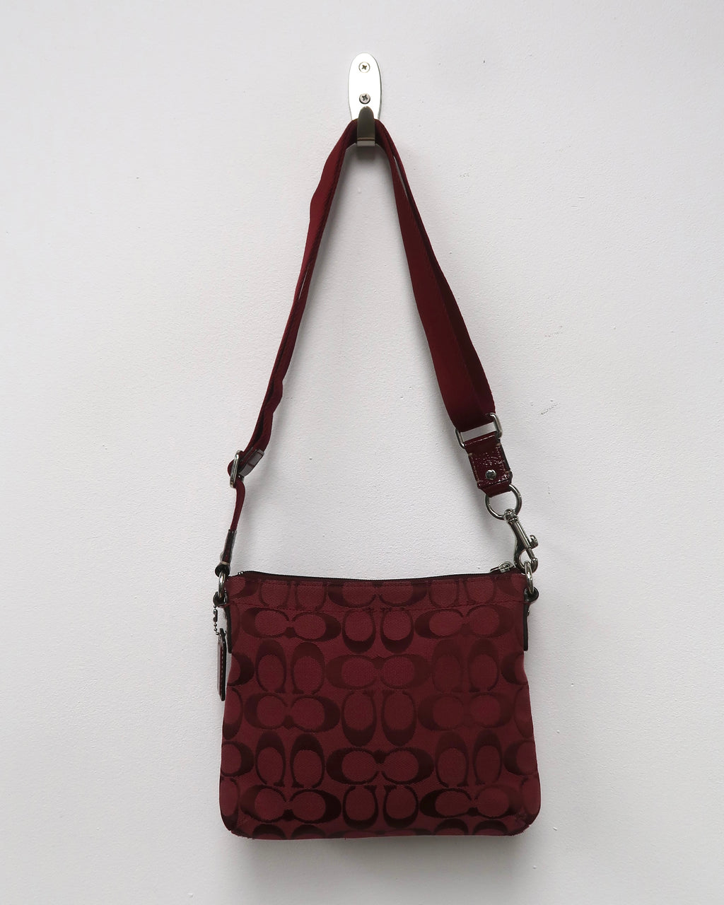 Coach Signature Pocket Swingpack