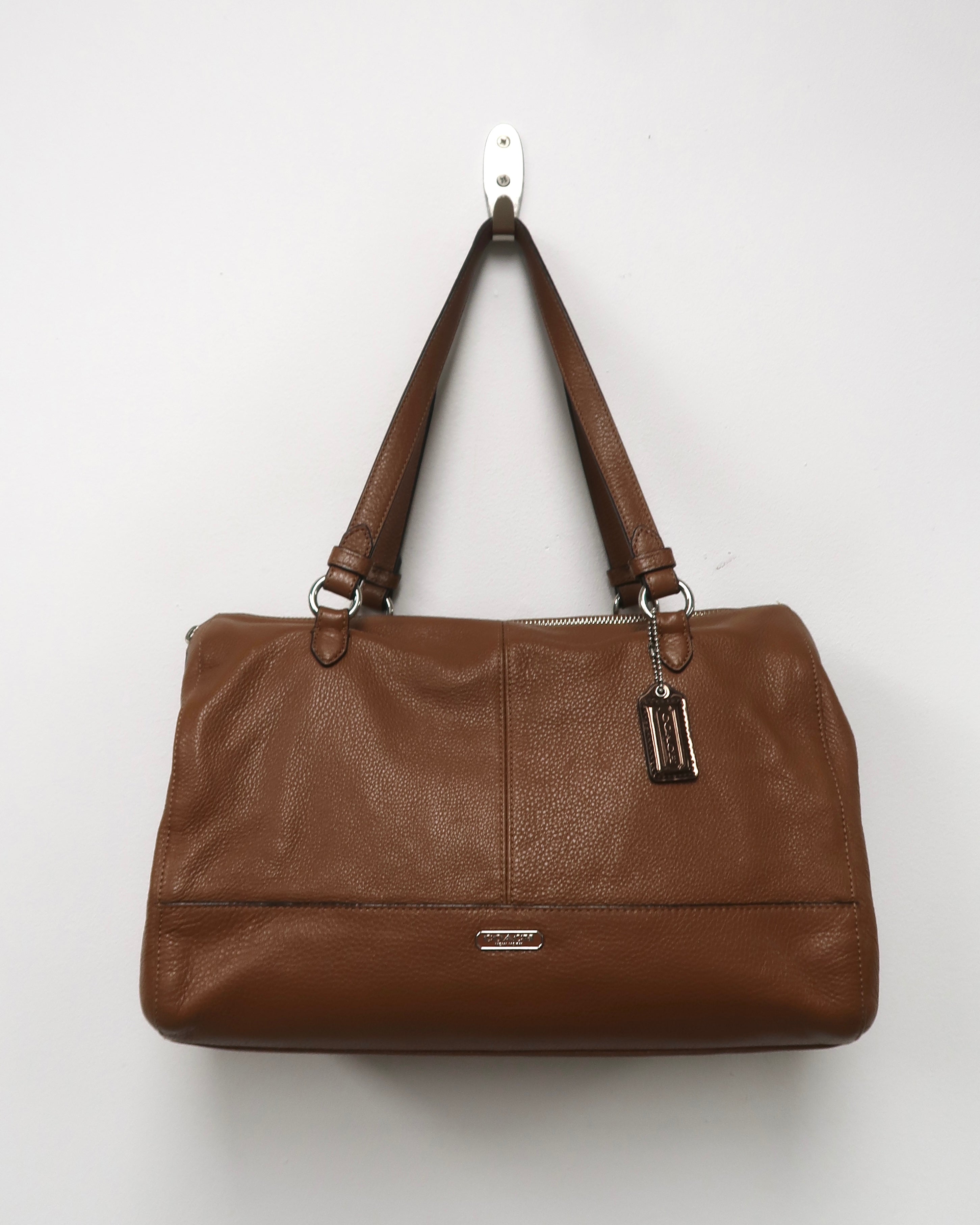 Brown coach Pebbled leather bag