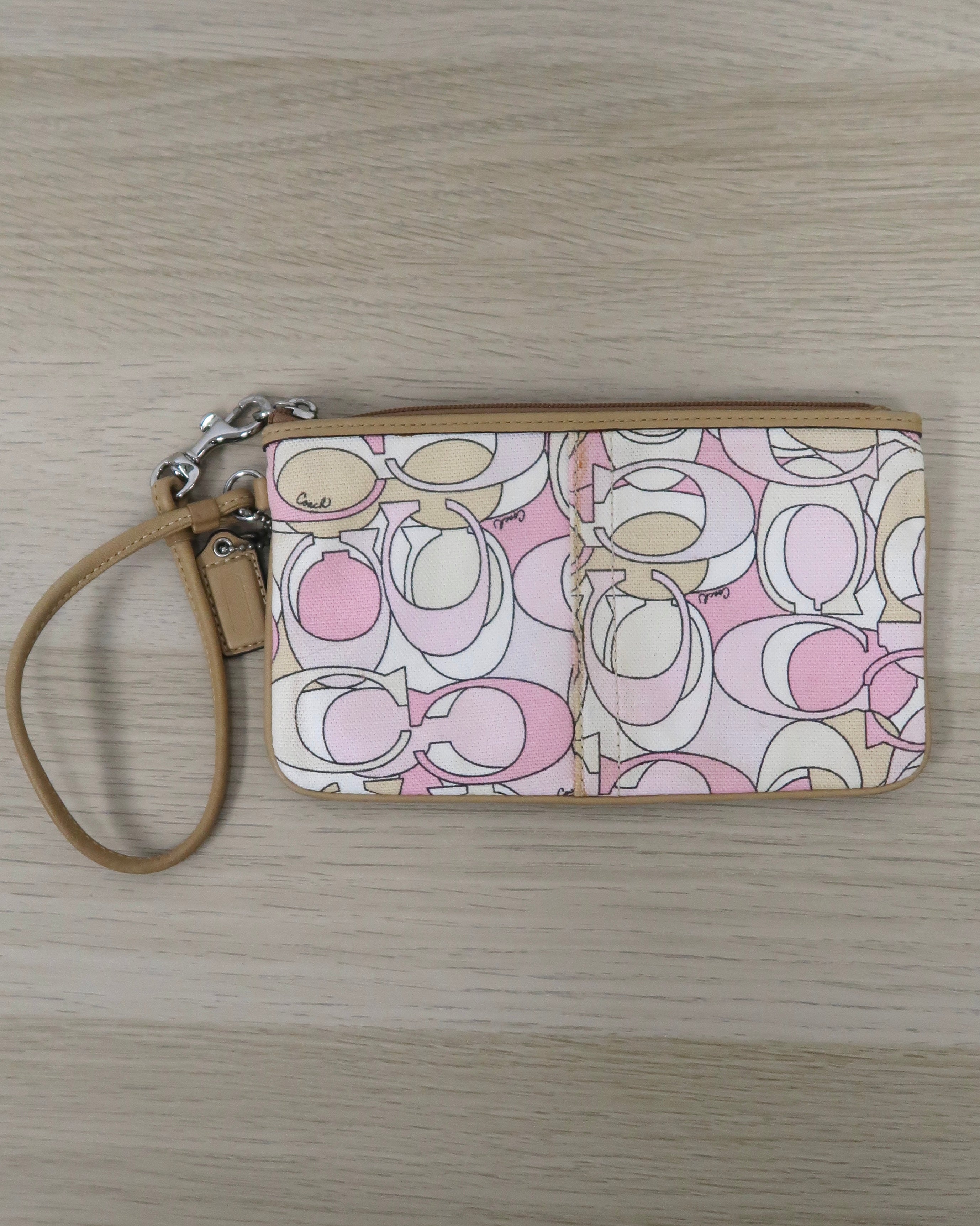 Coach Hampton Signature scribble pastel wristlet