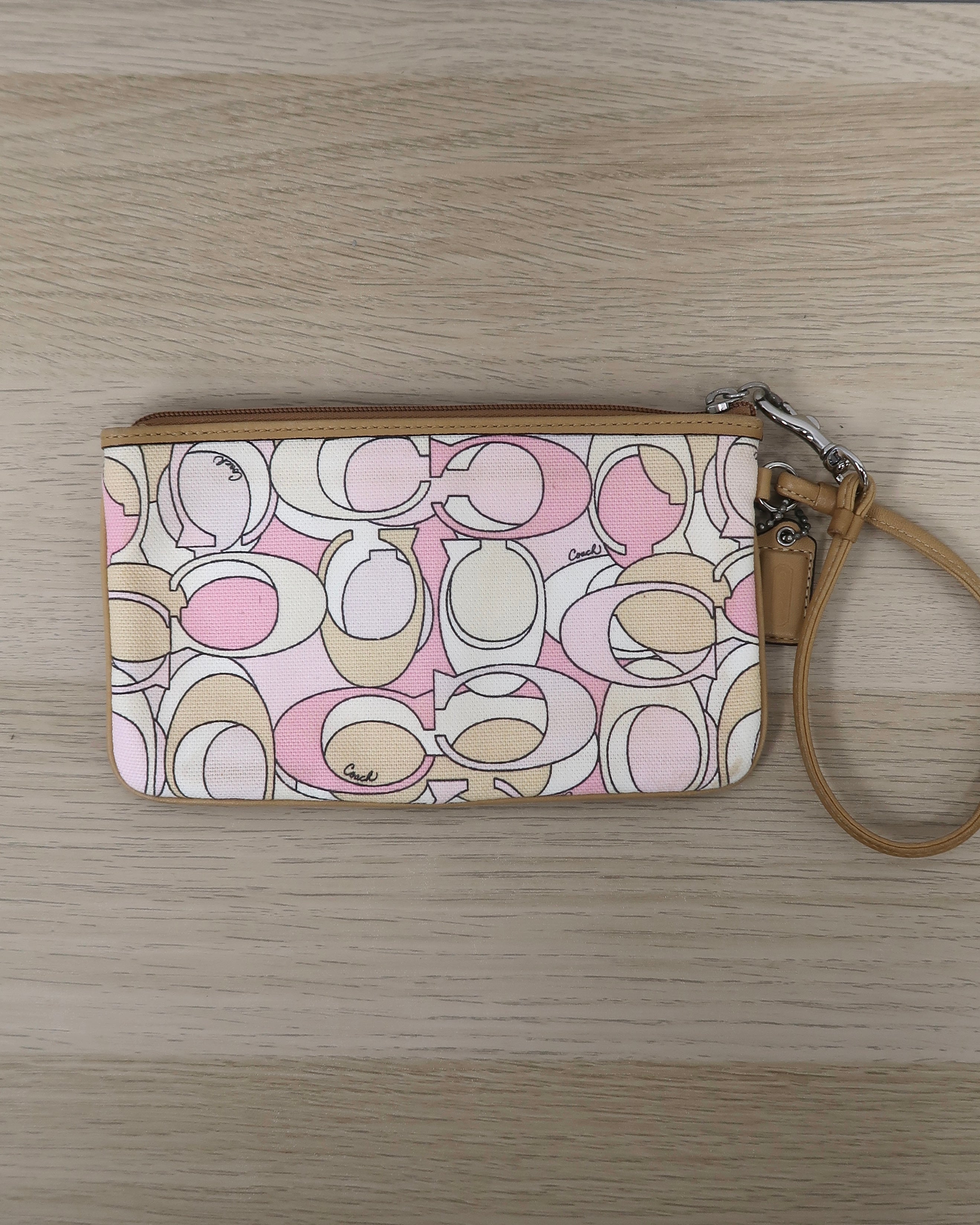 Coach Hampton Signature scribble pastel wristlet