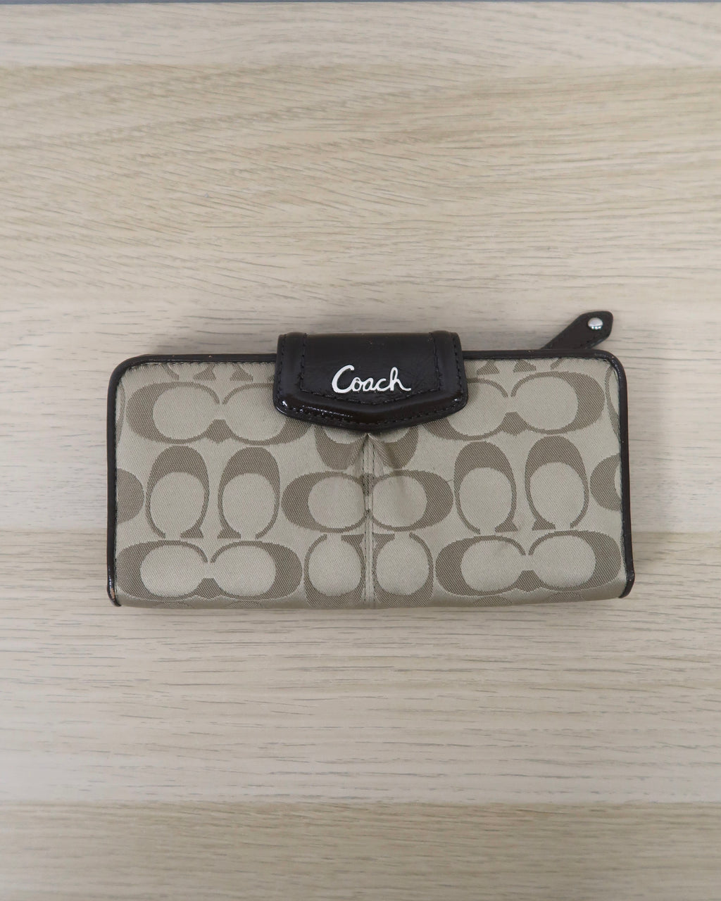 Coach Signiture C monogram long wallet