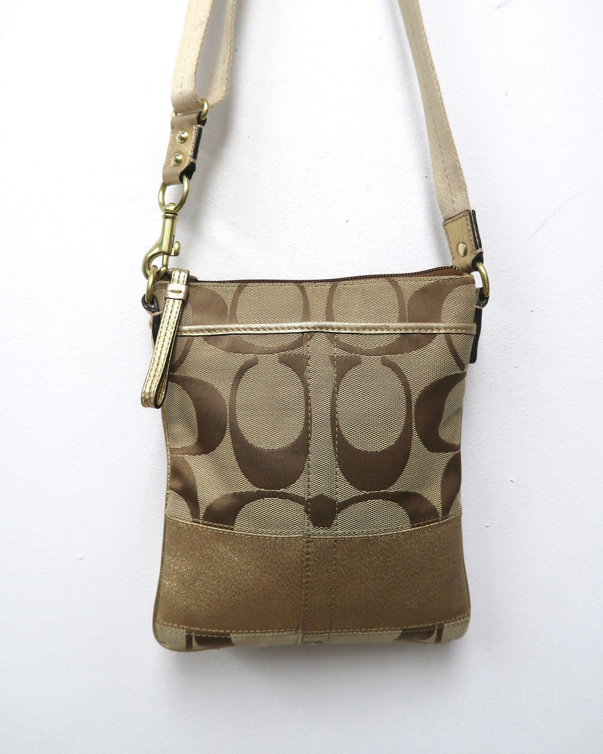 Coach Signature Canvas Crossbody Bag