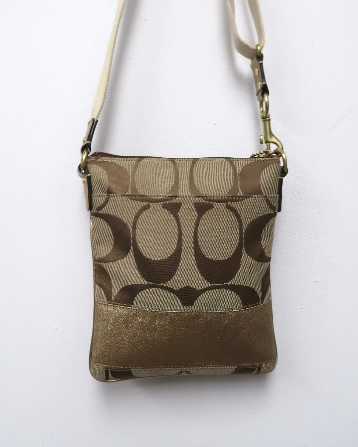 Coach Signature Canvas Crossbody Bag