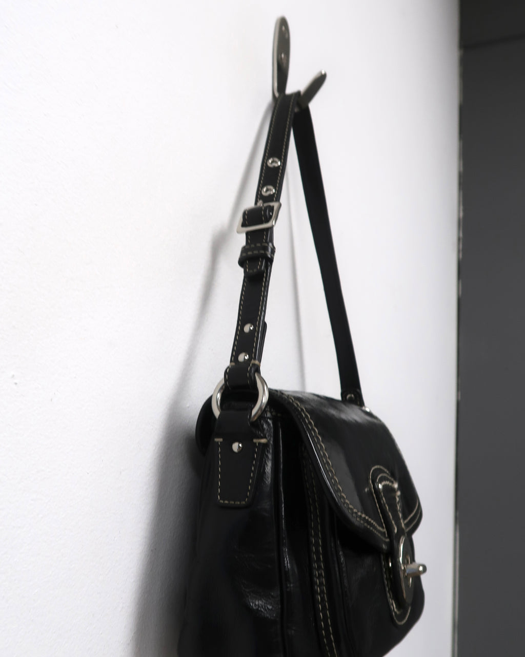 Vintage Coach black Patent Leather Flap Shoulder Bag